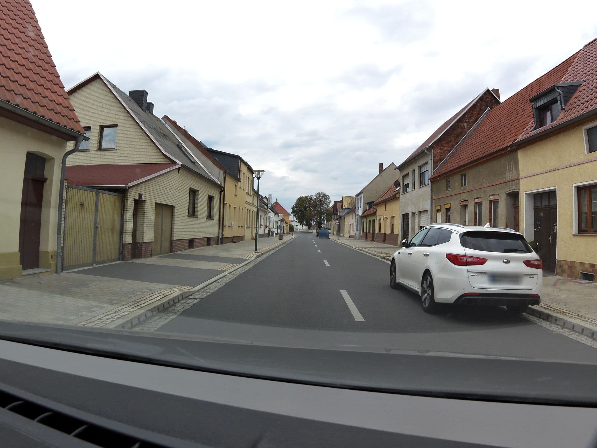 Street view near Ilse Stieler, Wörlitz — © zoegglmeyr1 (CC BY-SA · Mapillary)