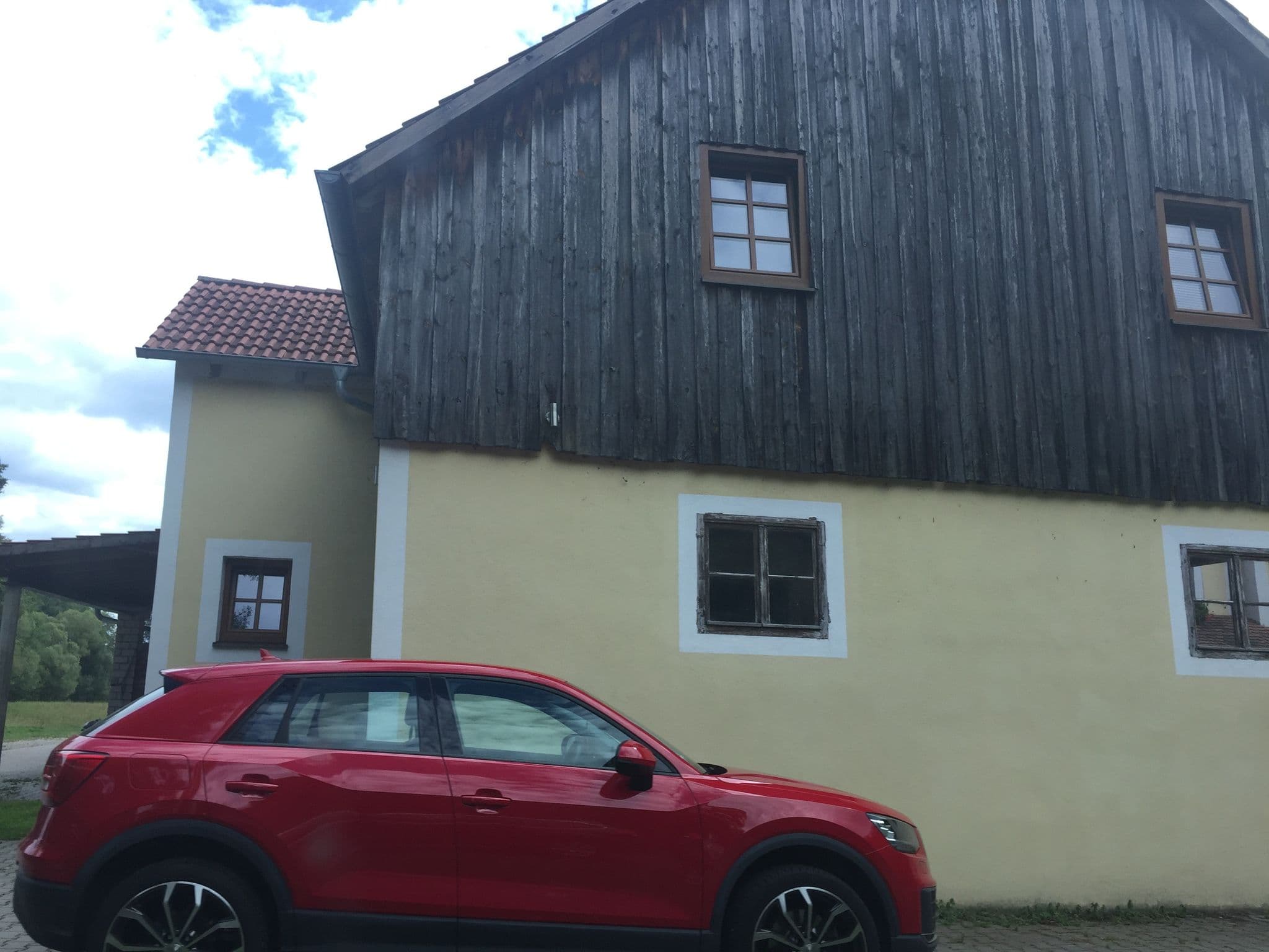 Street view near Landgasthof Kahrmühle, Pressath — © zandu (CC BY-SA · Mapillary)