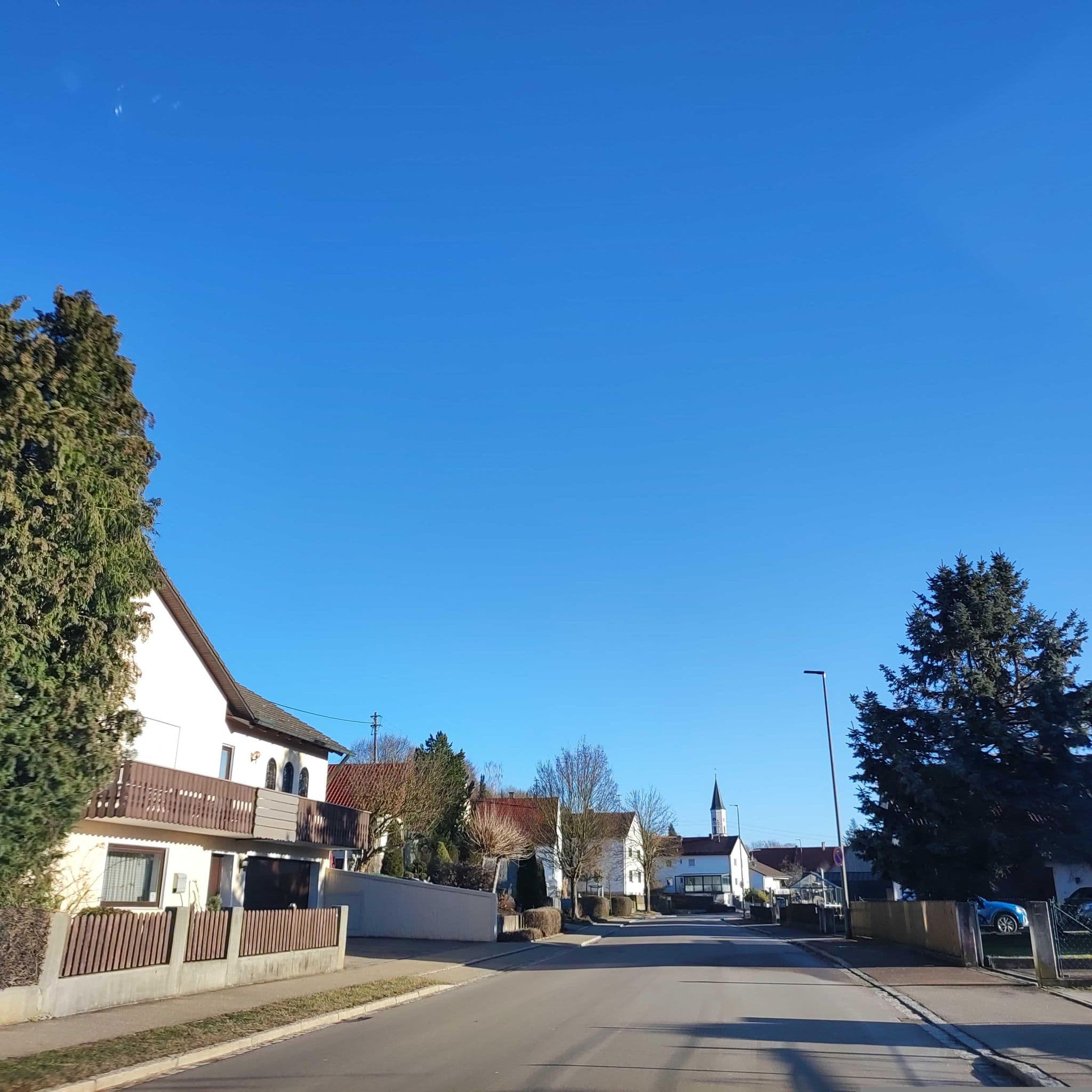 Street view near Gästehaus Gold, Glött — © msdess (CC BY-SA · Mapillary)