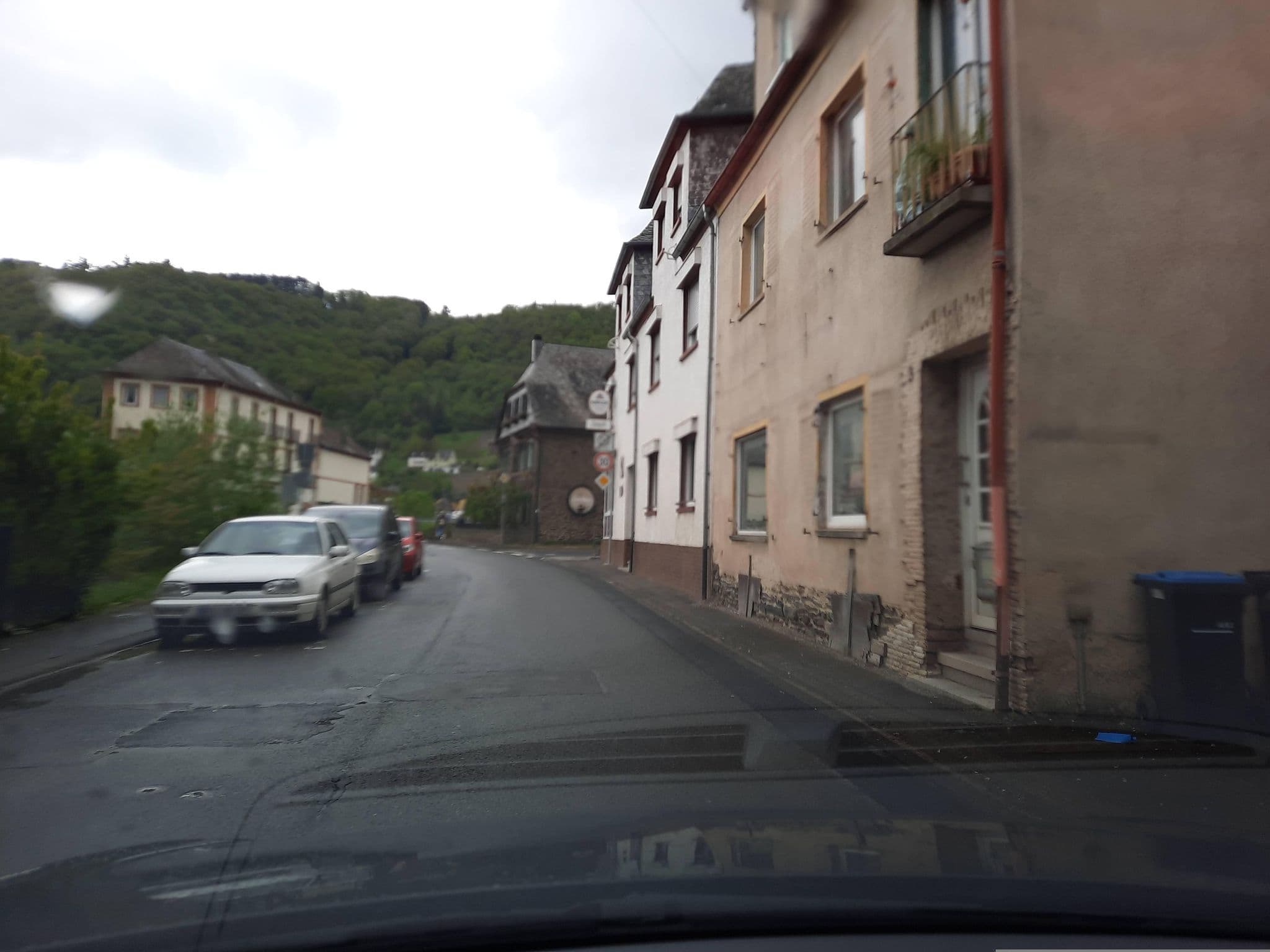 Street view near Ferienwohnung Fröhlich, Enkirch — © Lowiekse (CC BY-SA · Mapillary)