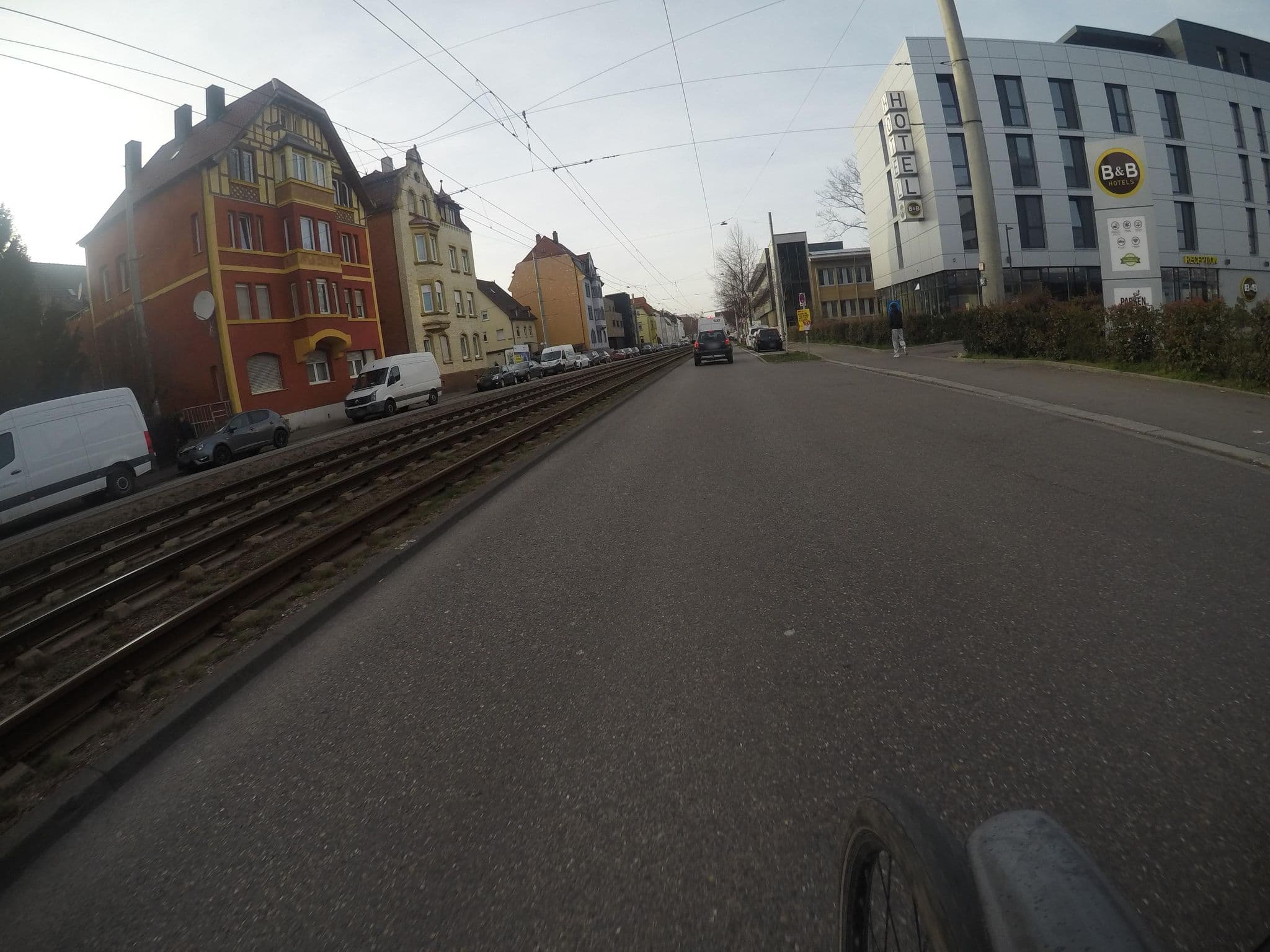 Street view near B&B Hotel Stuttgart-Neckarhafen, Heumaden — © mfa (CC BY-SA · Mapillary)