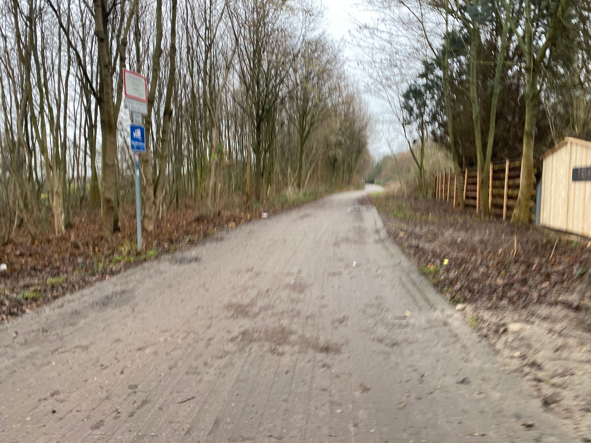 Street view near Pier 9 Tiny House Hotel, Hamm — © sunufatarungo (CC BY-SA · Mapillary)