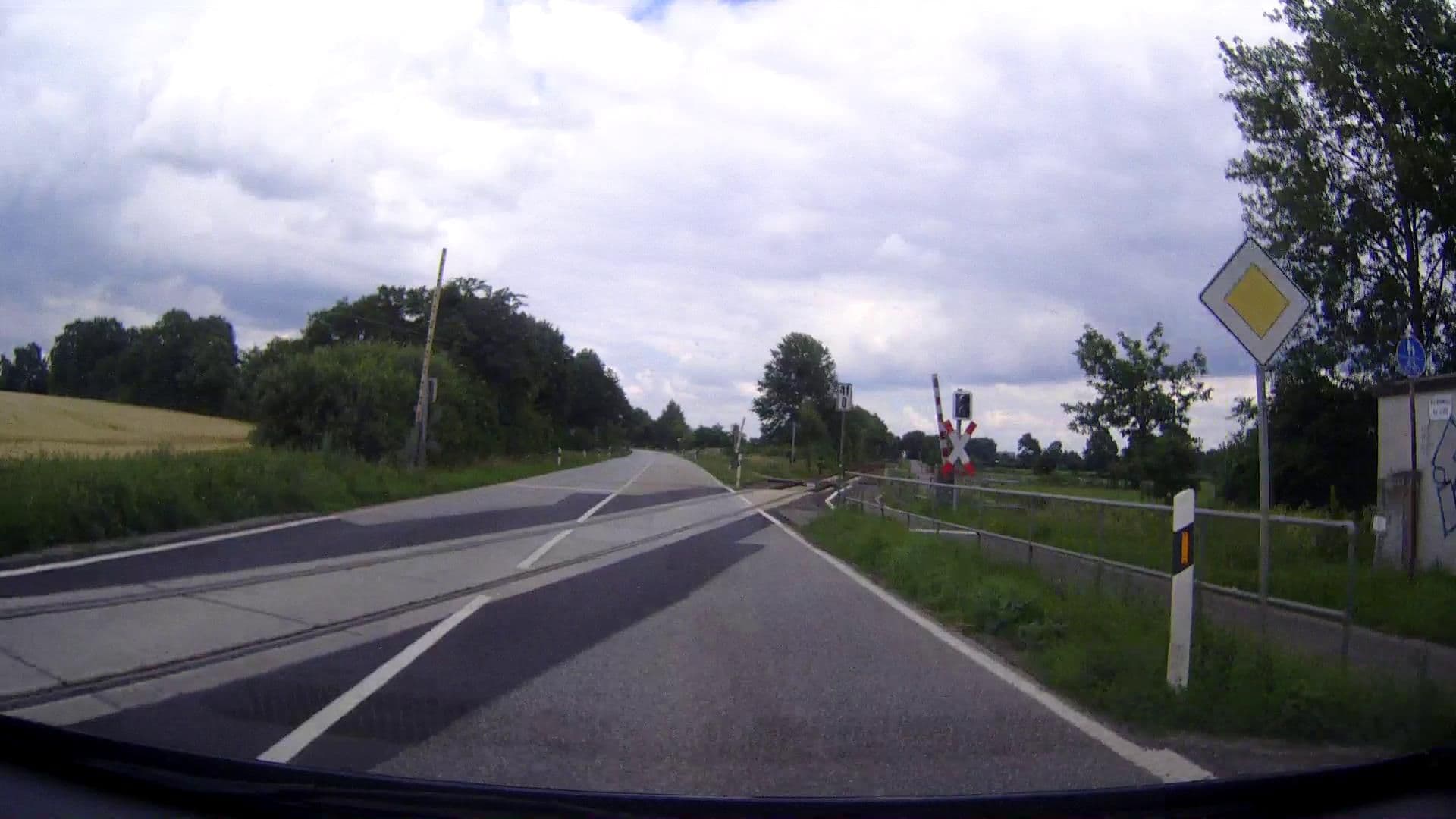 Street view near Ferienhof Sievers, Hanerau-Hademarschen — © videomapper (CC BY-SA · Mapillary)