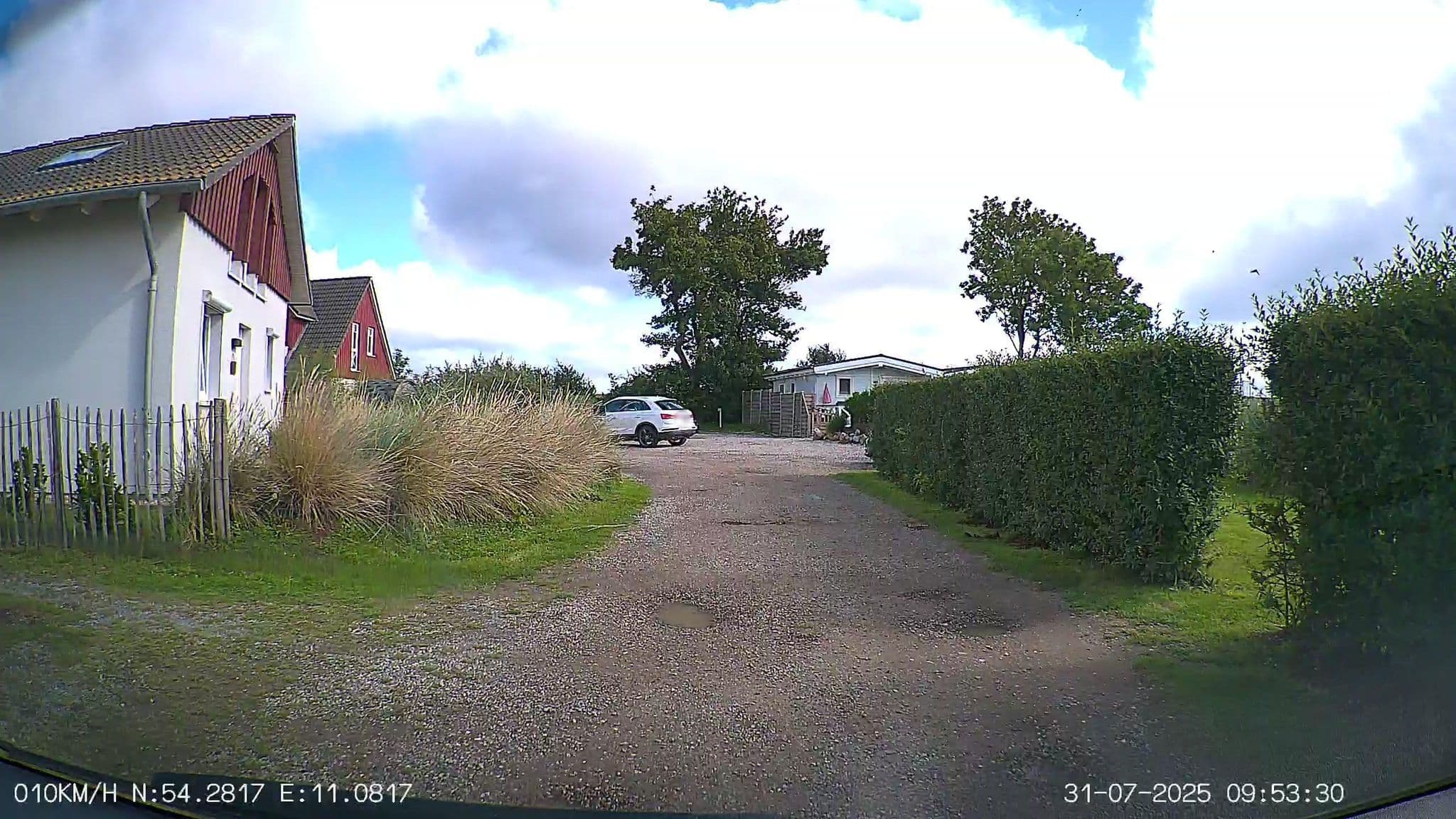 Street view near Seebrise 13, Heringsdorf — © heetENkoel (CC BY-SA · Mapillary)