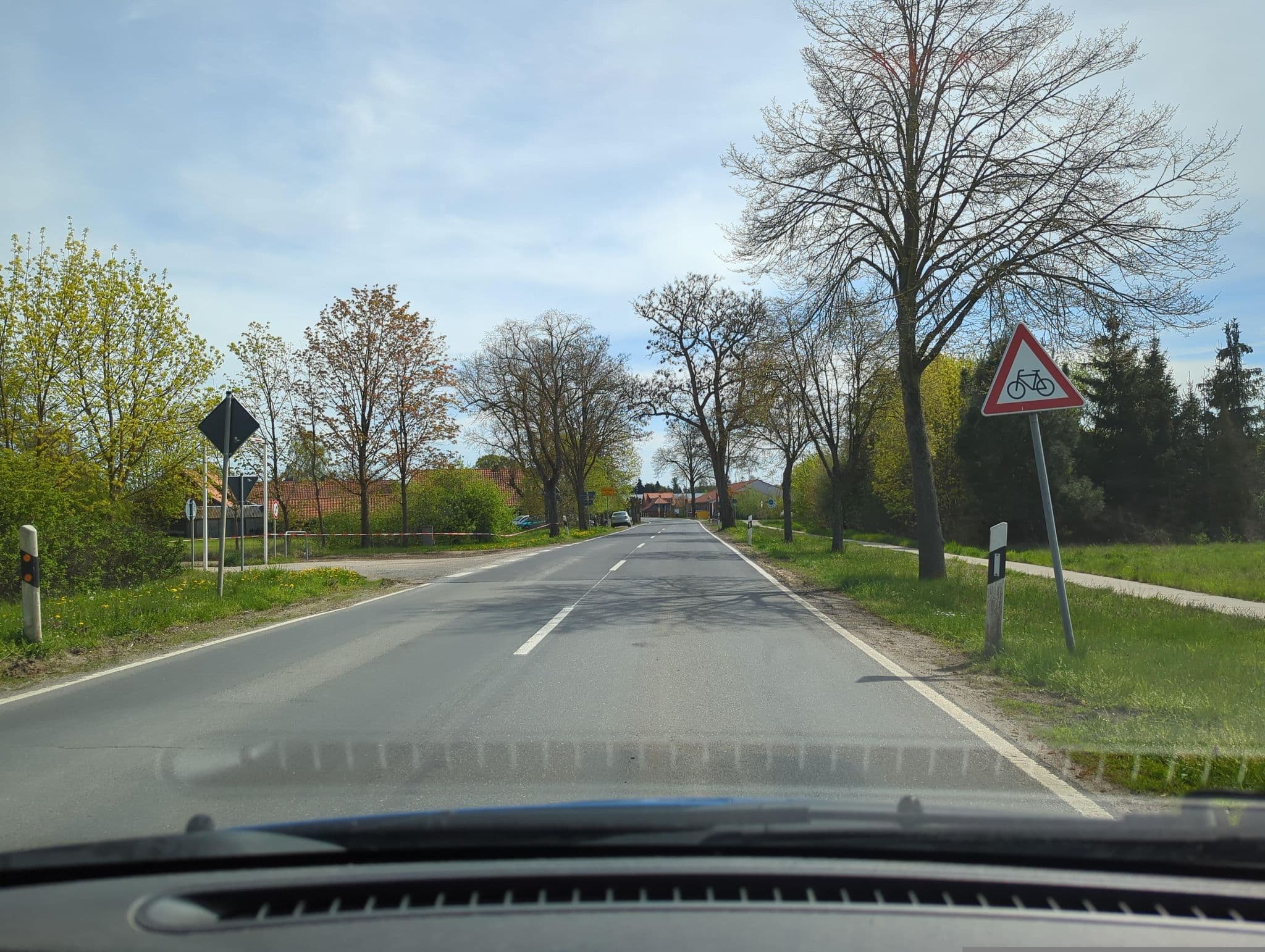 Street view near Imbiss am See Stellplatz, Gartow — © hotteliene (CC BY-SA · Mapillary)