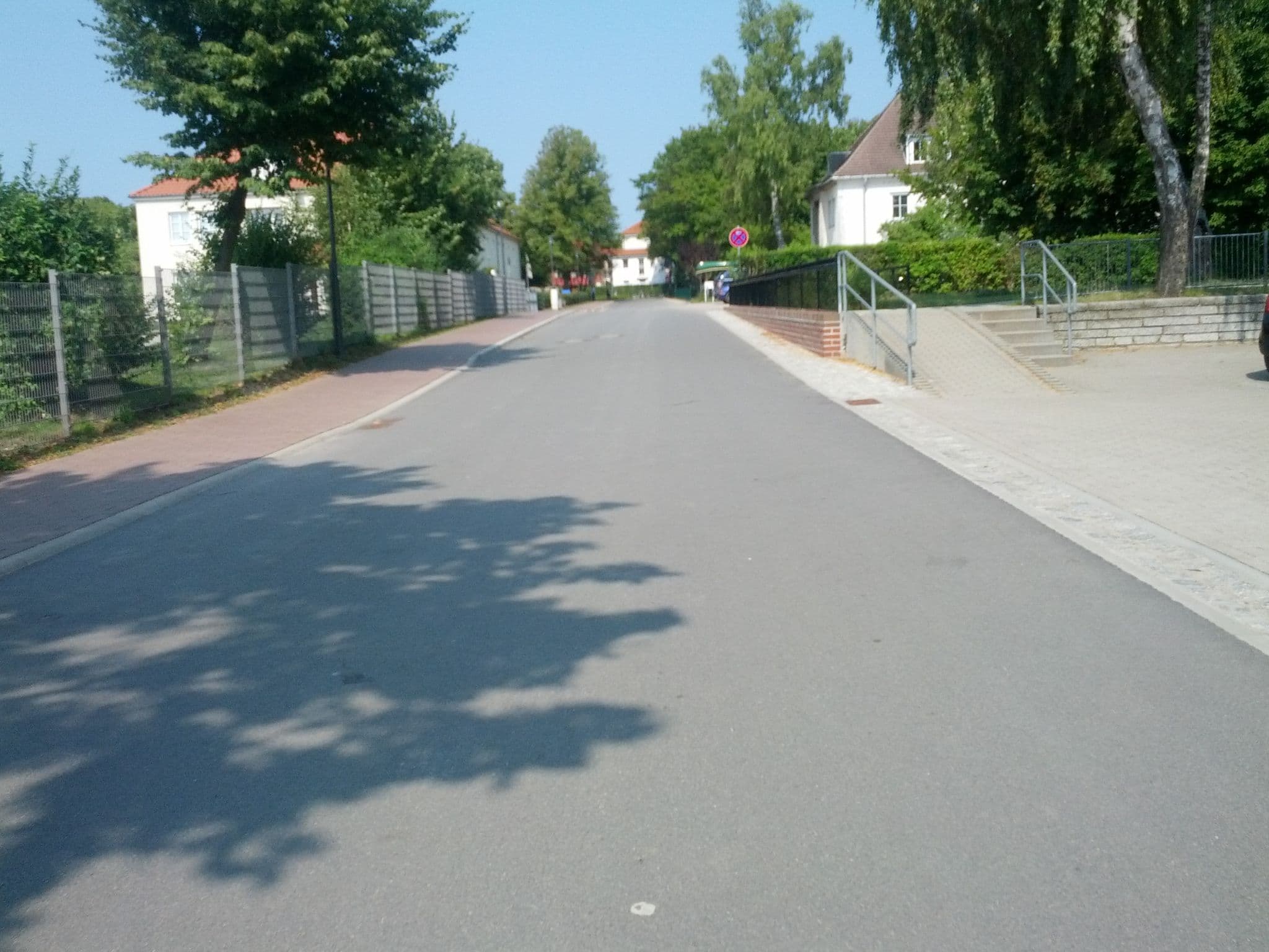 Street view near Jugendgästehaus Regenbogen, Bastorf — © zoegglmeyr (CC BY-SA · Mapillary)
