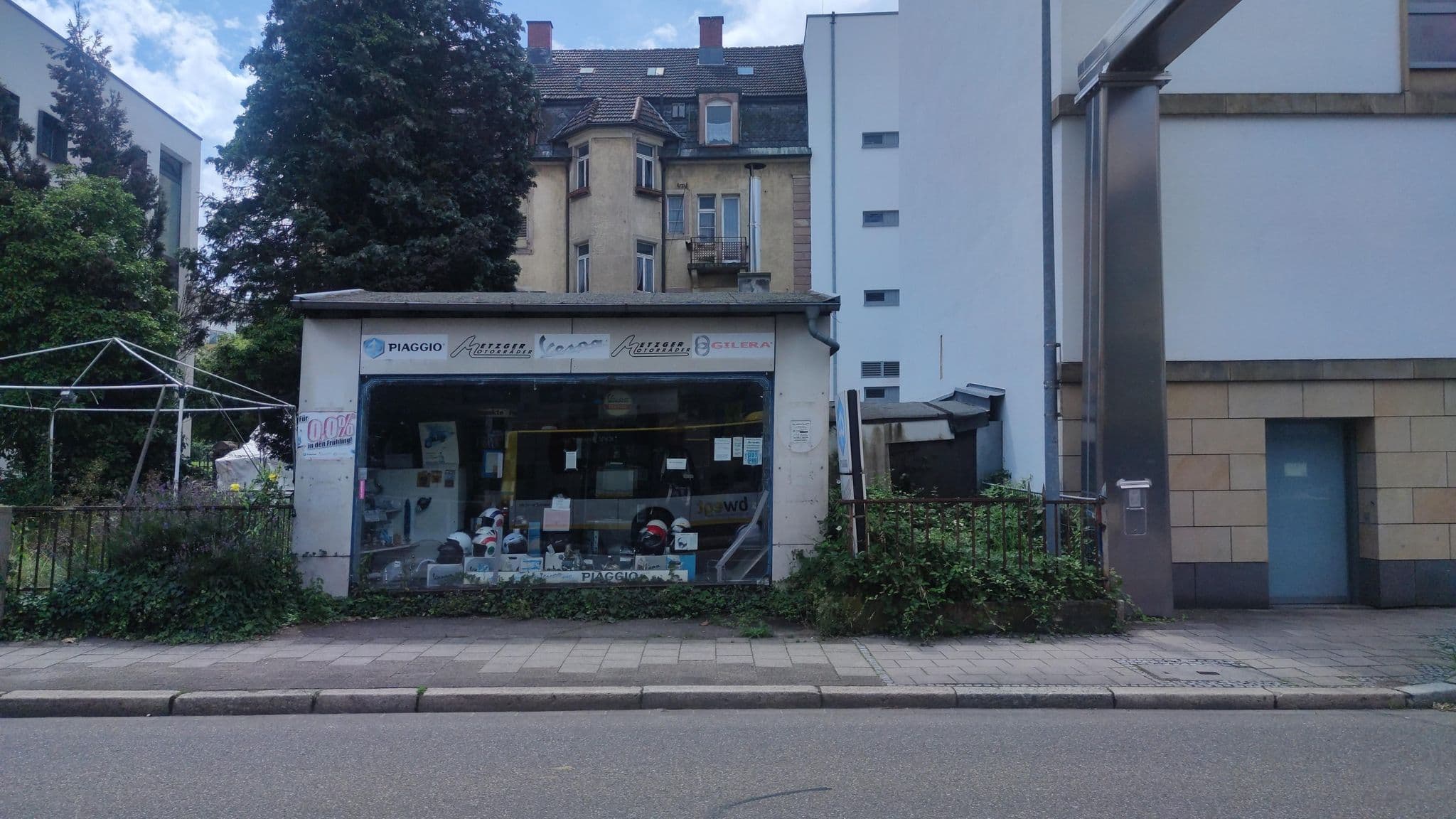 Street view near Holiday Inn Express, Baden-Baden — © karthoo (CC BY-SA · Mapillary)