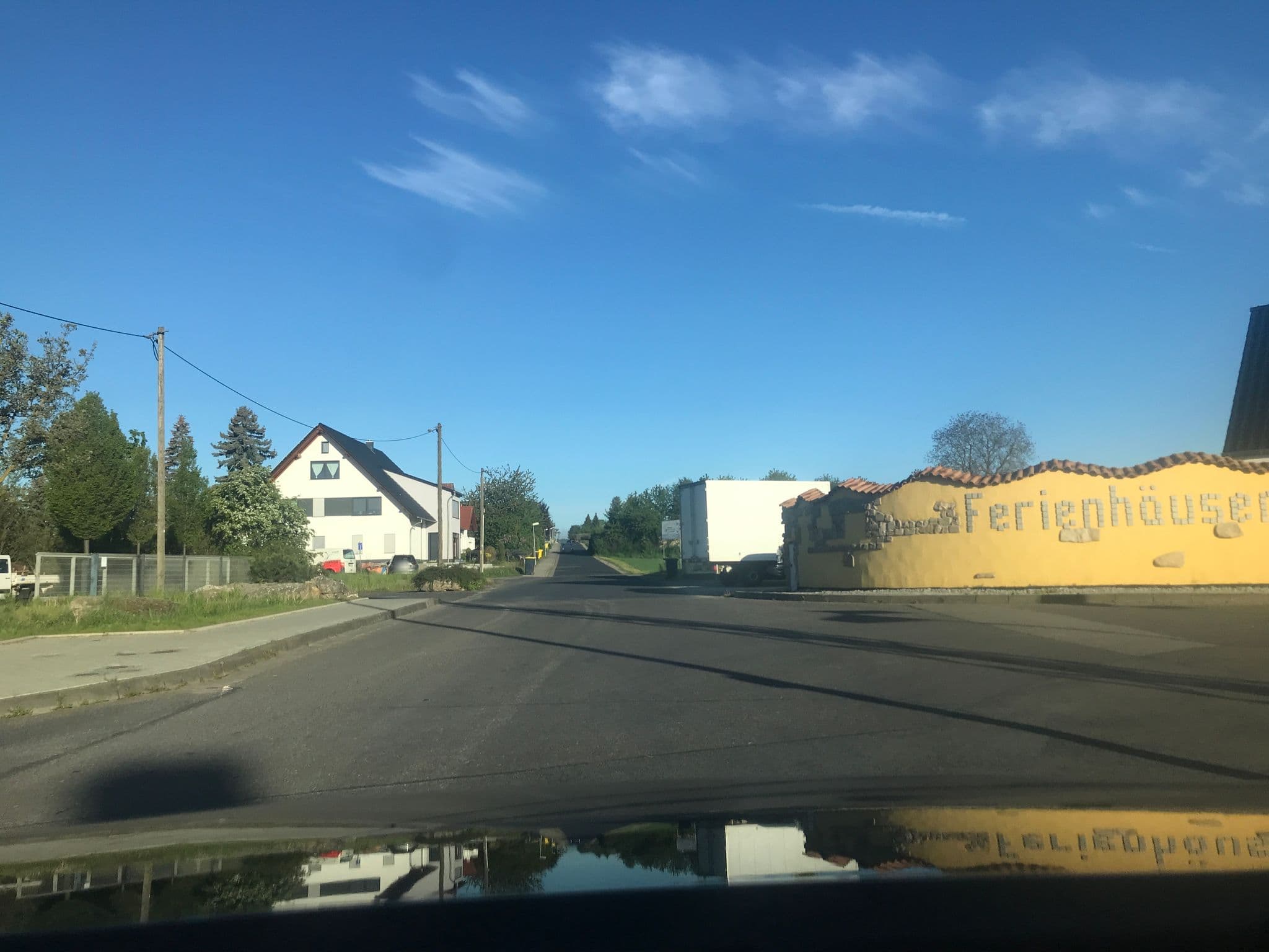 Street view near Grünes Haus, Oberdorla — © saschahaberkorn (CC BY-SA · Mapillary)