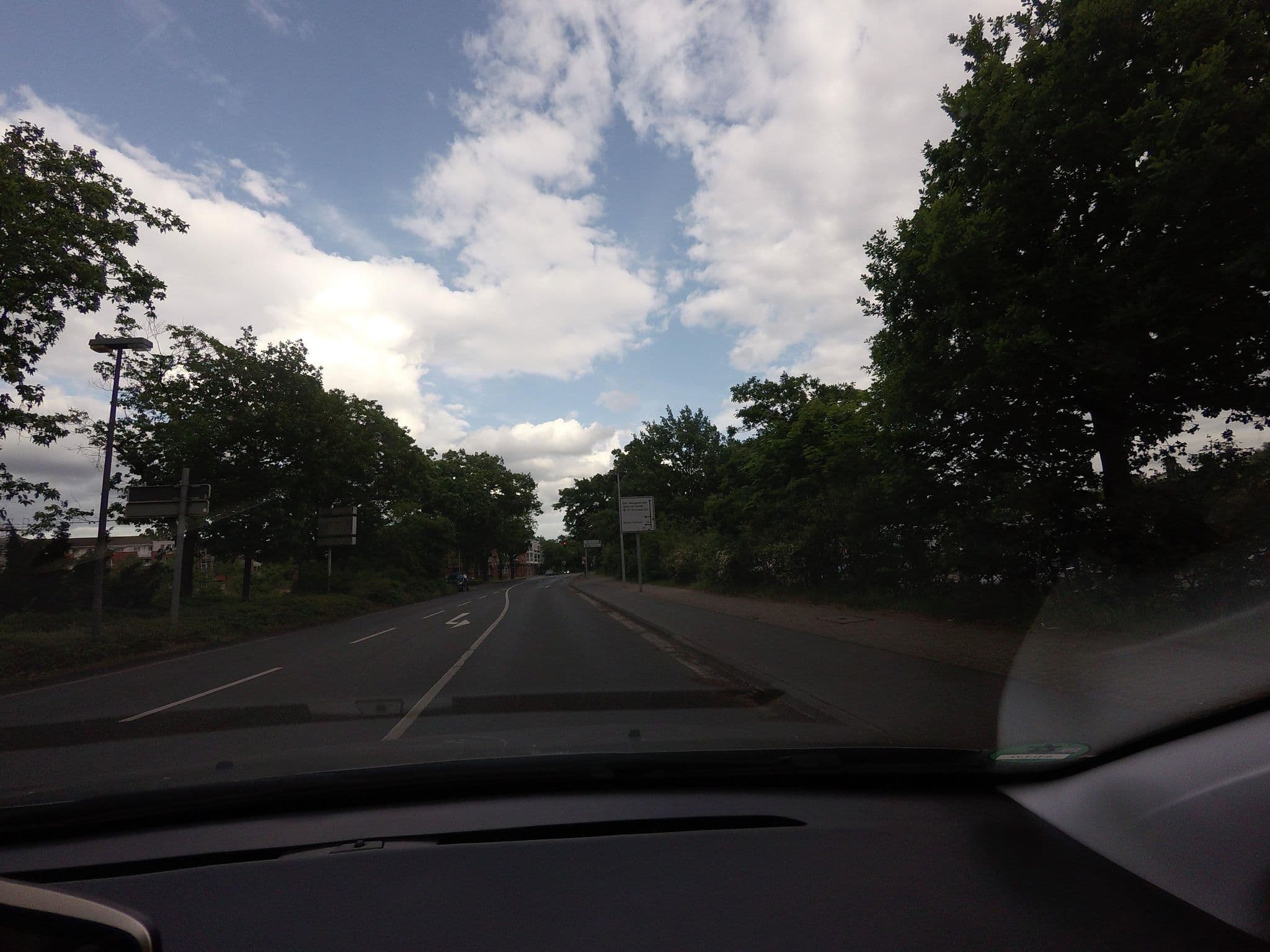 Street view near Wohnmobilstellplatz am Badeland (Zusatzplätze), Celle — © ankeric (CC BY-SA · Mapillary)