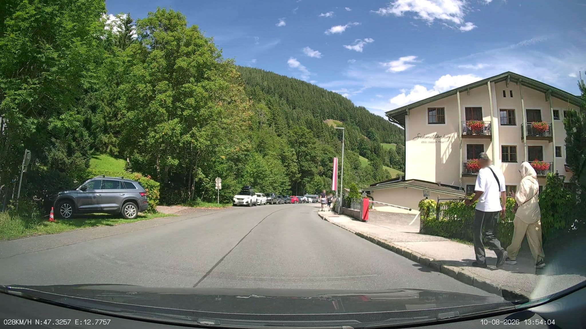 Street view near Der Schmittenhof, Zell am See — © heetENkoel (CC BY-SA · Mapillary)