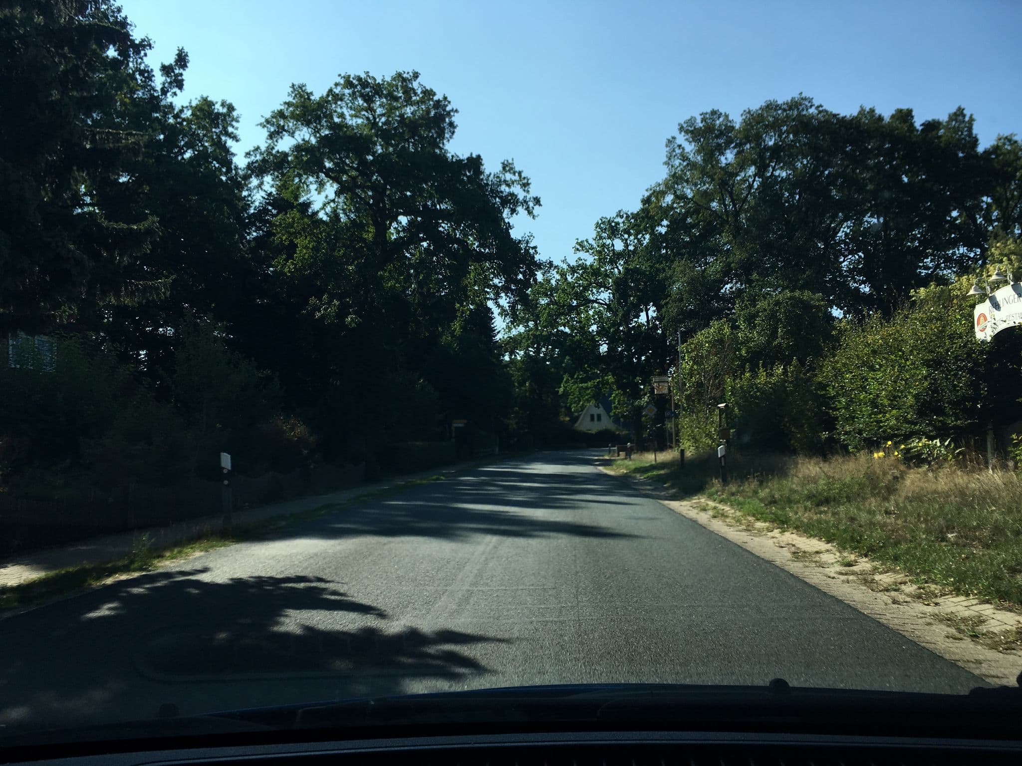 Street view near Rehlinger Hof, Amelinghausen — © hotteliene (CC BY-SA · Mapillary)