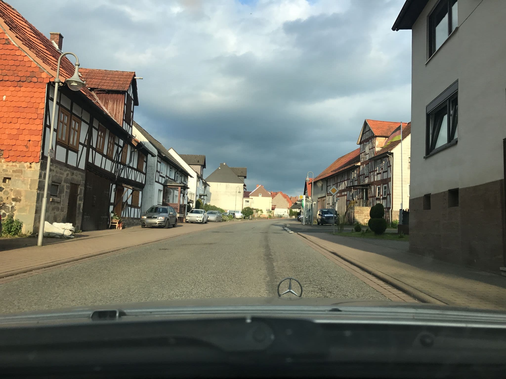Street view near Ferienwohnungen Petra Beljung, Hessisch Lichtenau — © saschahaberkorn (CC BY-SA · Mapillary)