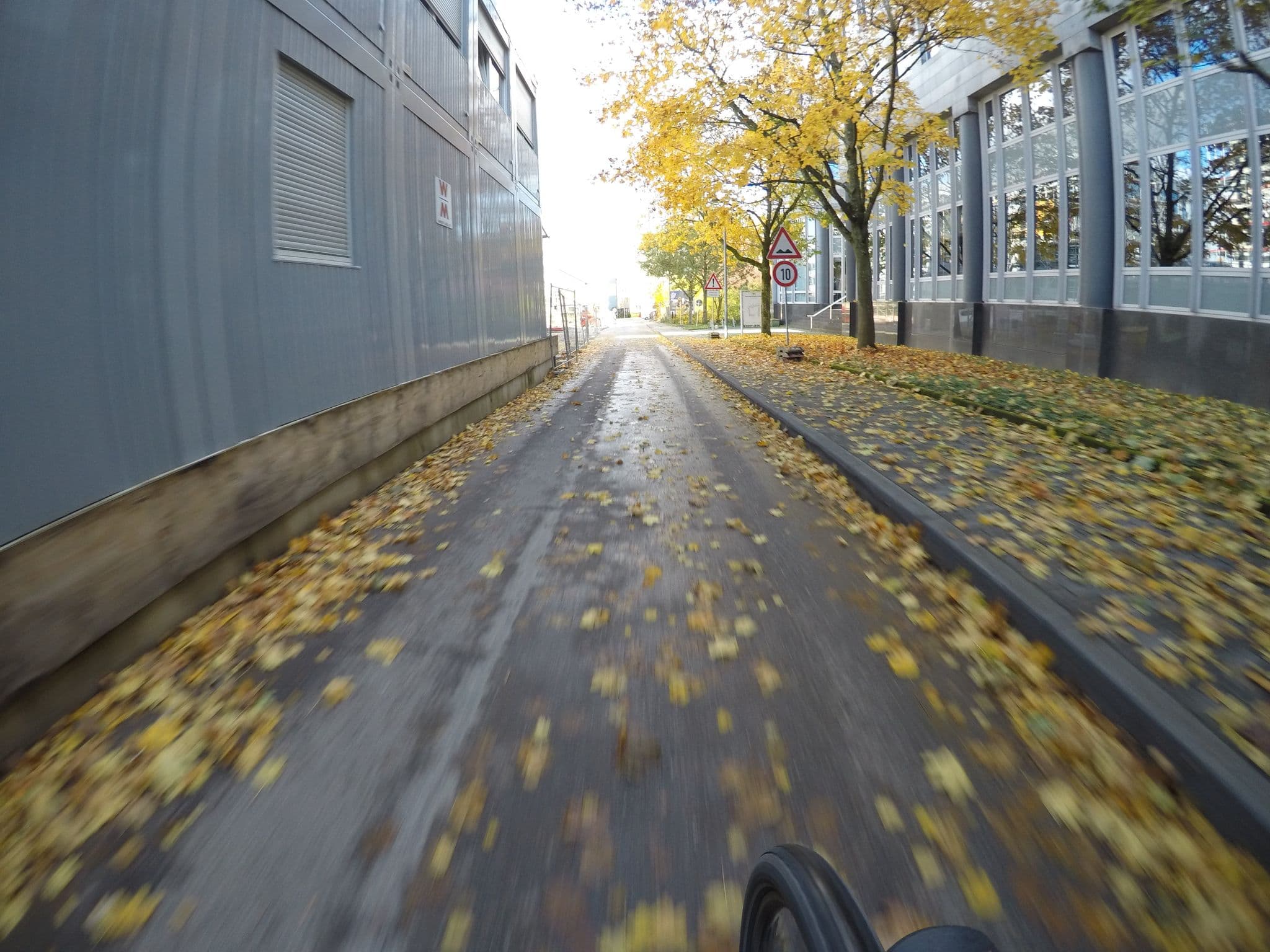 Street view near the niu Kettle, Höhenrand — © mfa (CC BY-SA · Mapillary)