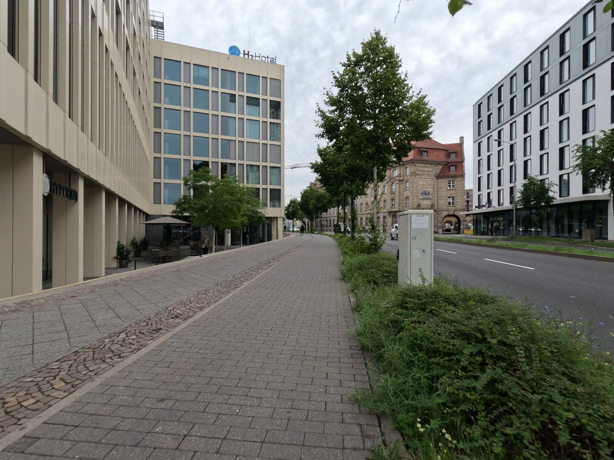 Street view near Hyperion, Leipzig — © kopra (CC BY-SA · Mapillary)