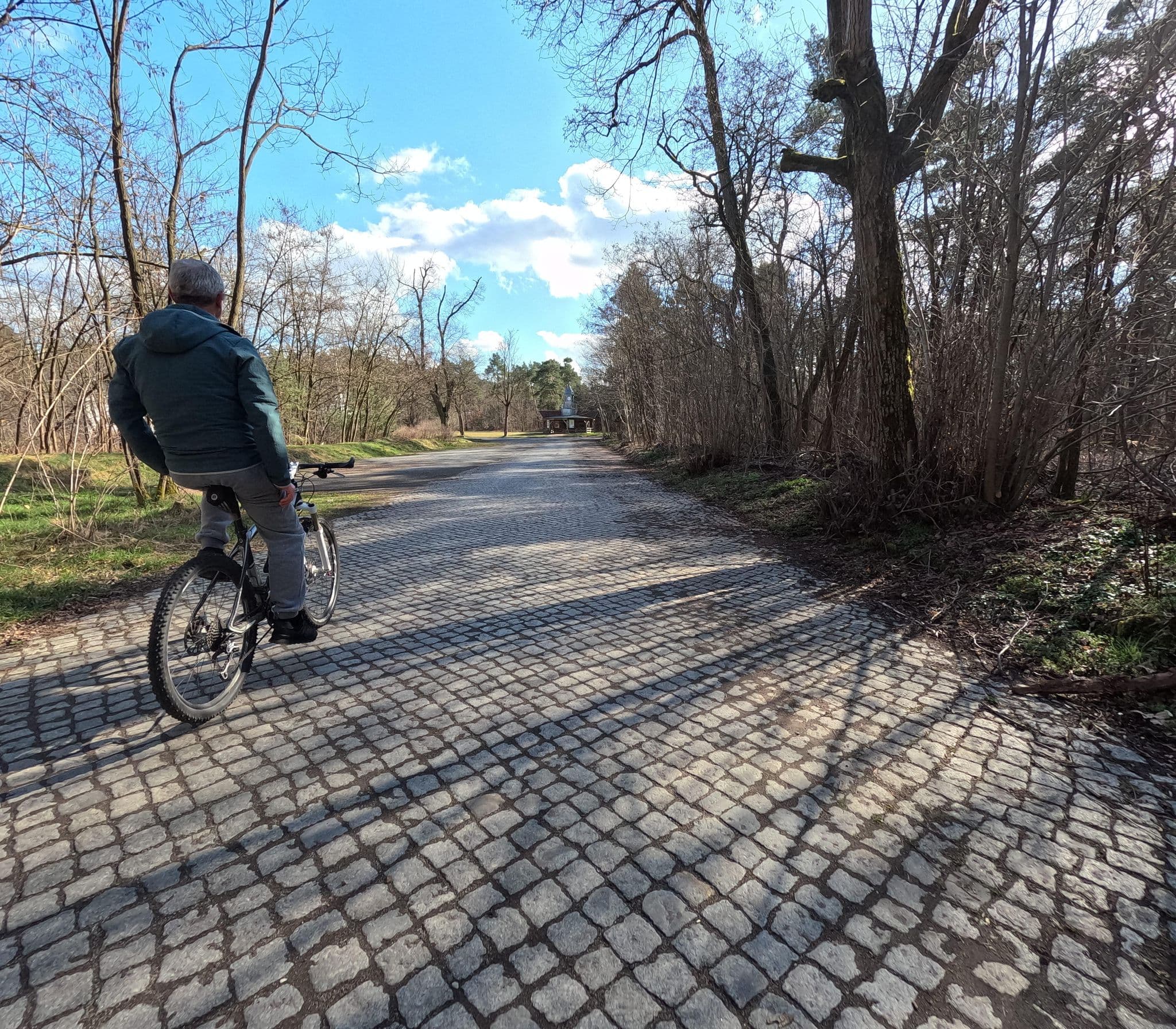 Street view near Wohnmobilstellplatz Königsbrück, Königsbrück — © Suricata (CC BY-SA · Mapillary)