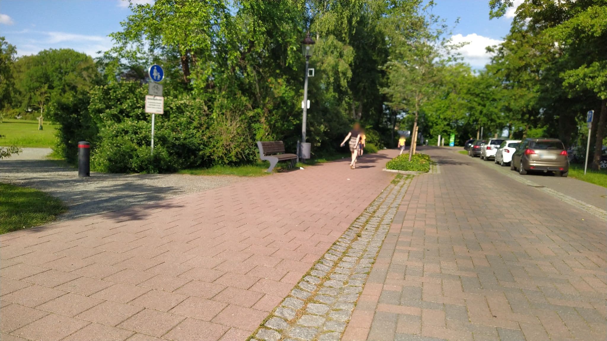 Street view near Burg Bederkesa all-day Stellplatz, Lintig — © calmapill (CC BY-SA · Mapillary)