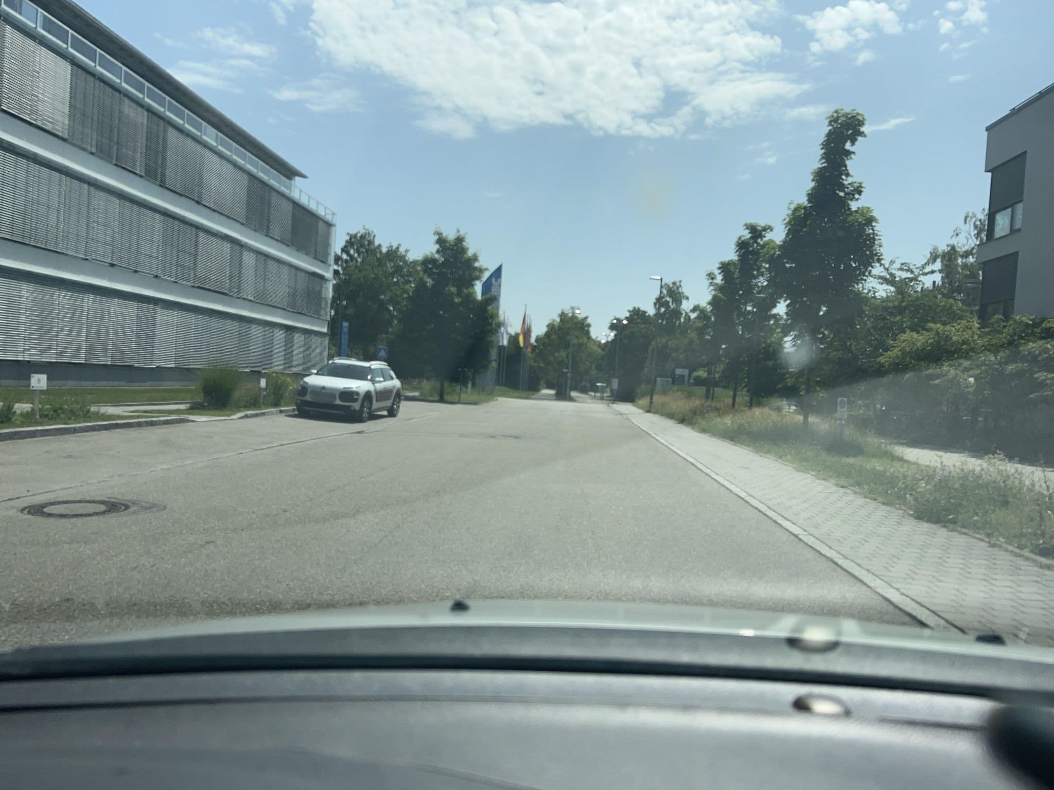Street view near Soller Business Hotel, Hallbergmoos — © chicc0 (CC BY-SA · Mapillary)