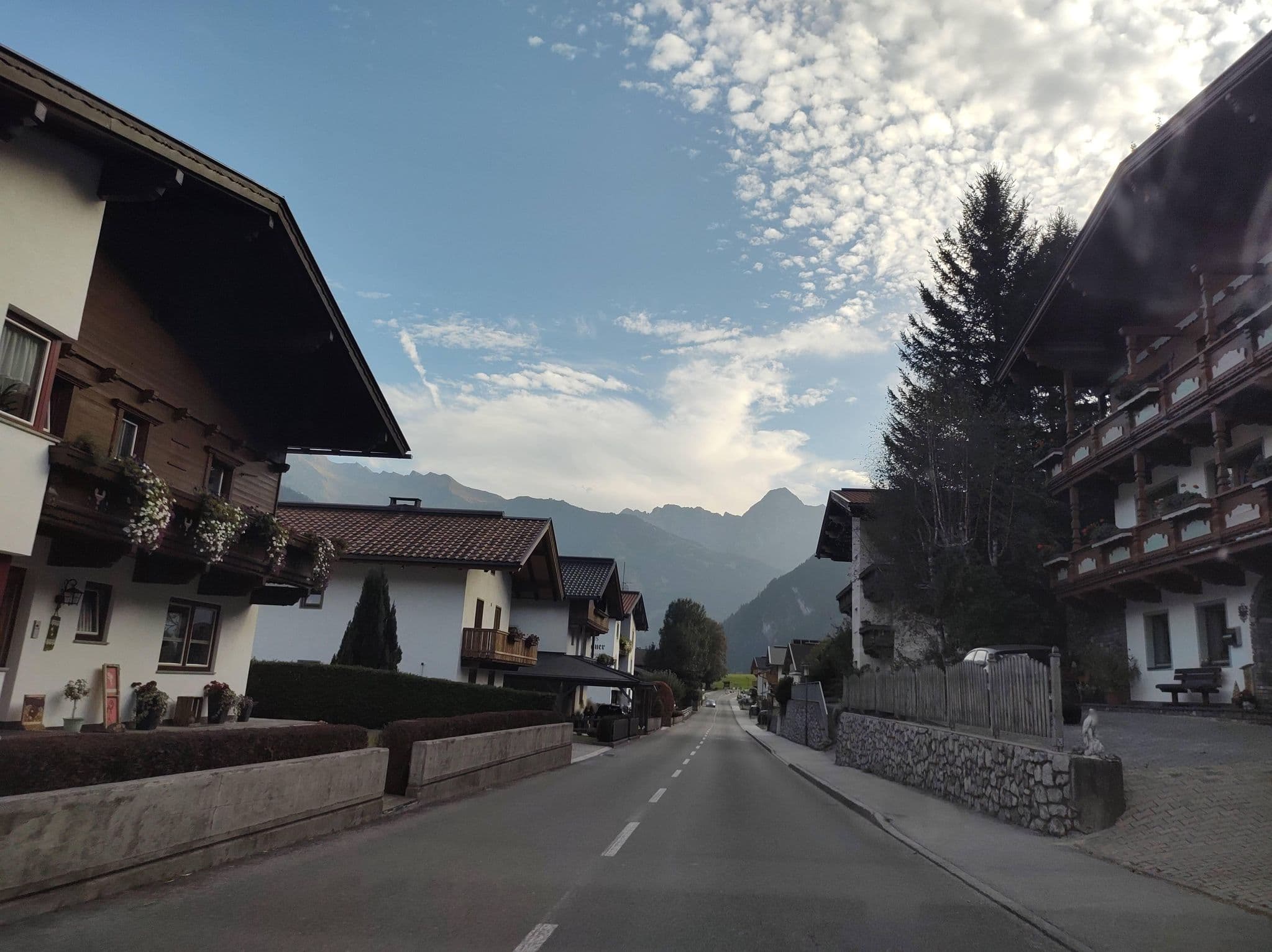 Street view near Gästehaus Geisler, Hippach — © thetornado76 (CC BY-SA · Mapillary)