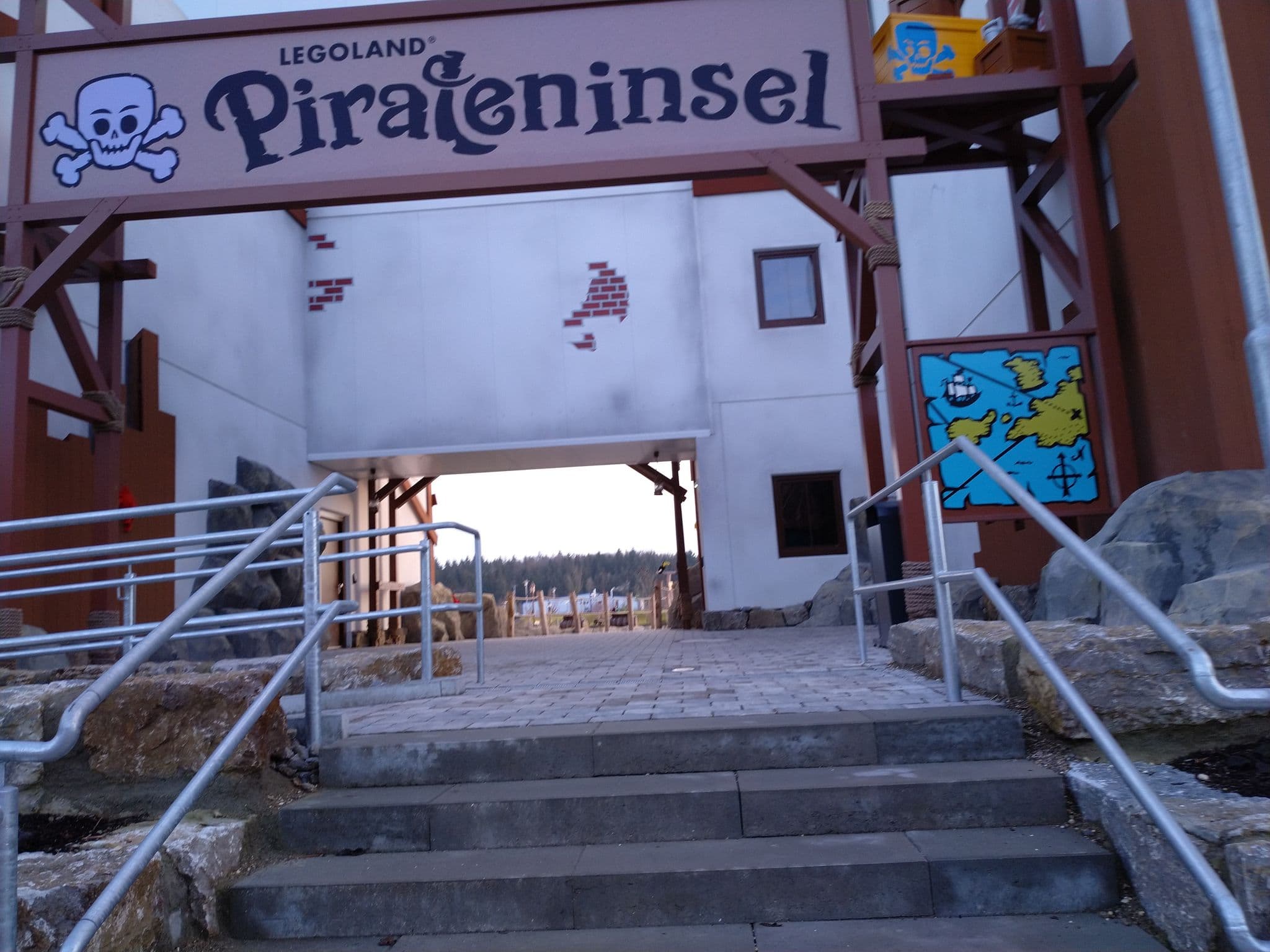 Street view near Piratenhafen, Günzburg — © ente (CC BY-SA · Mapillary)