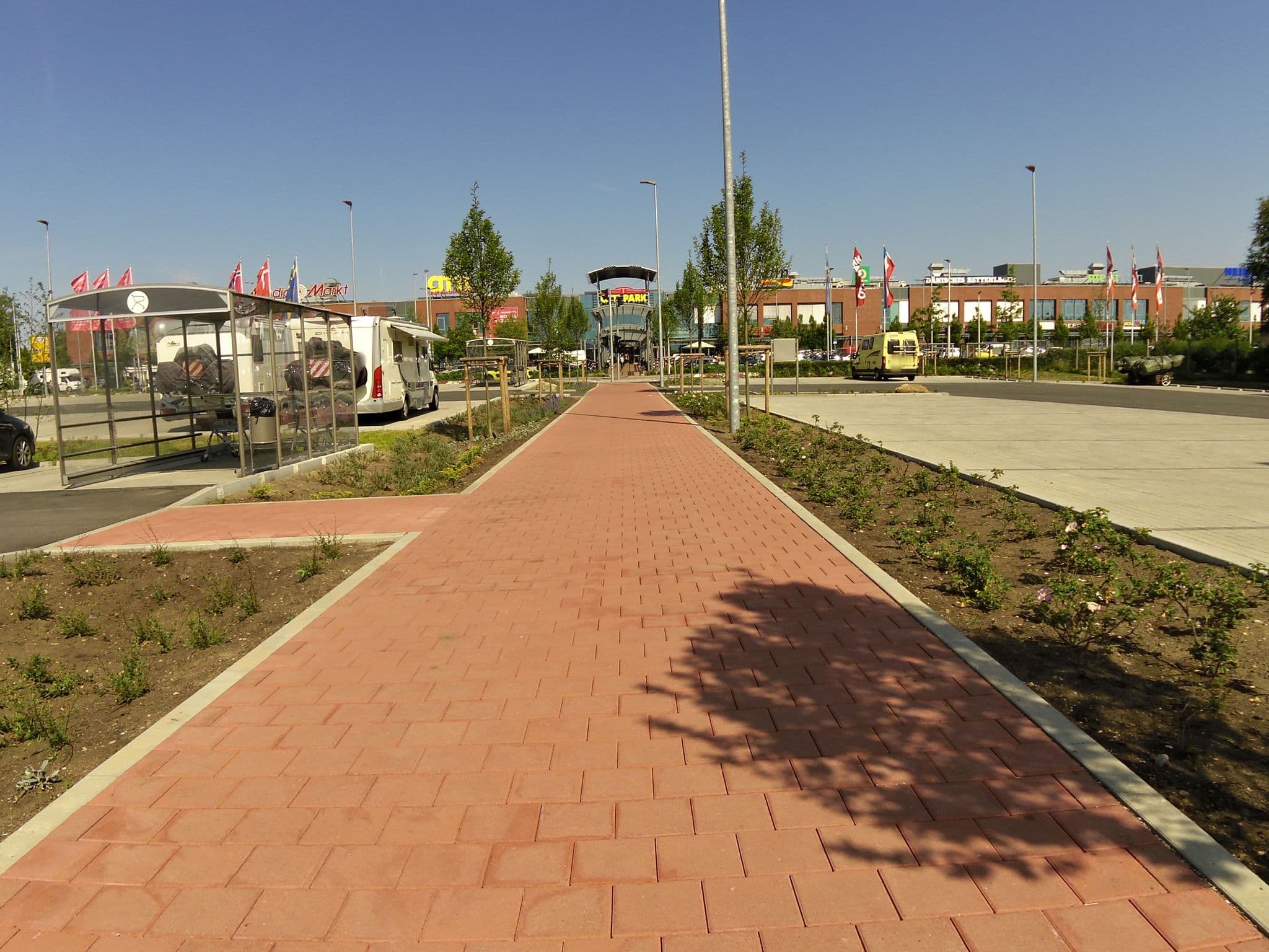 Street view near Wohnmobilstellplatz CITTI-PARK Flensburg, Harrislee — © hjart (CC BY-SA · Mapillary)