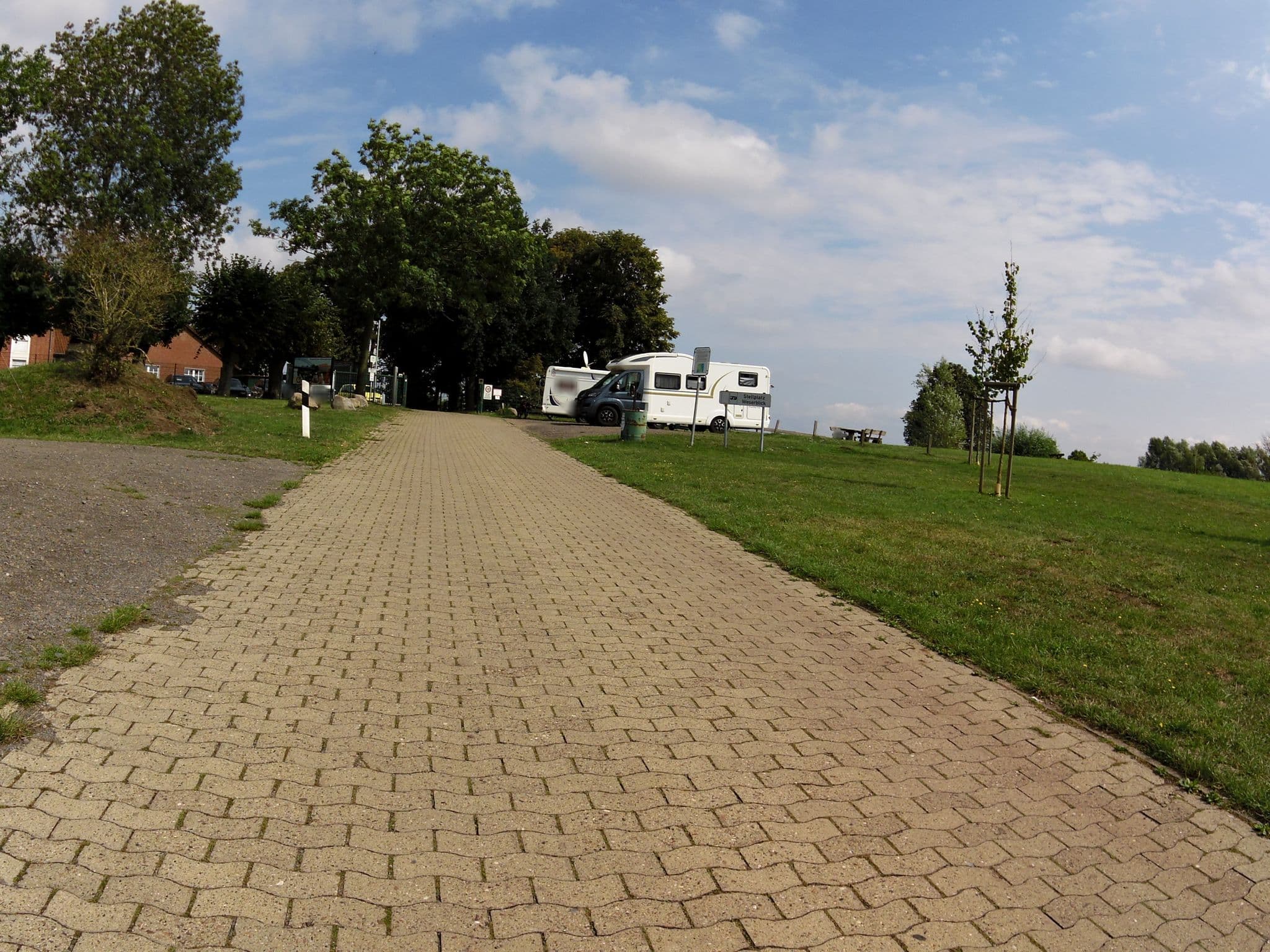 Street view near Weserblick, Hoya — © marczoutendijk (CC BY-SA · Mapillary)