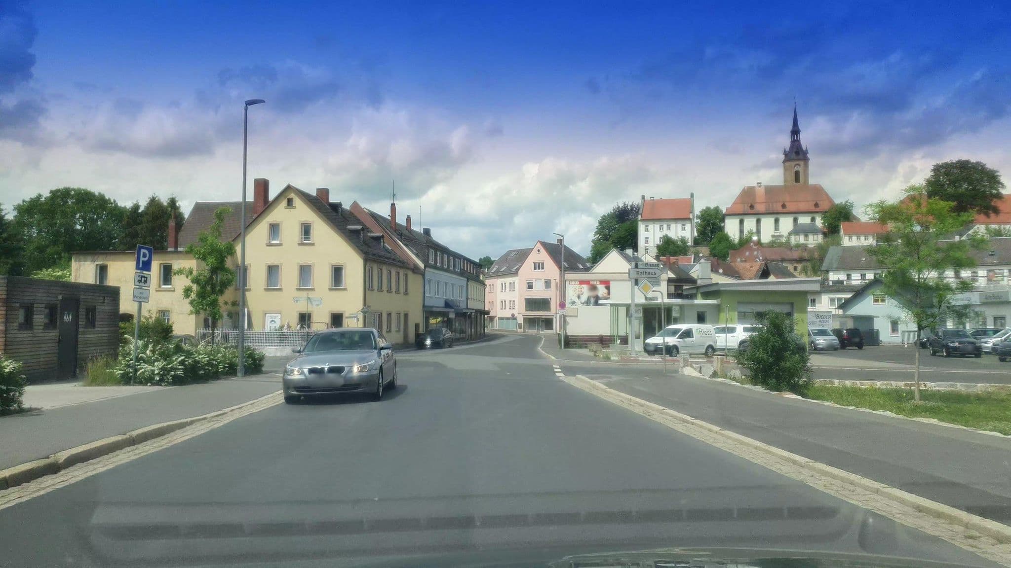 Street view near Wohnmobilstellplatz am Flitterbach, Arzberg — © r66 (CC BY-SA · Mapillary)