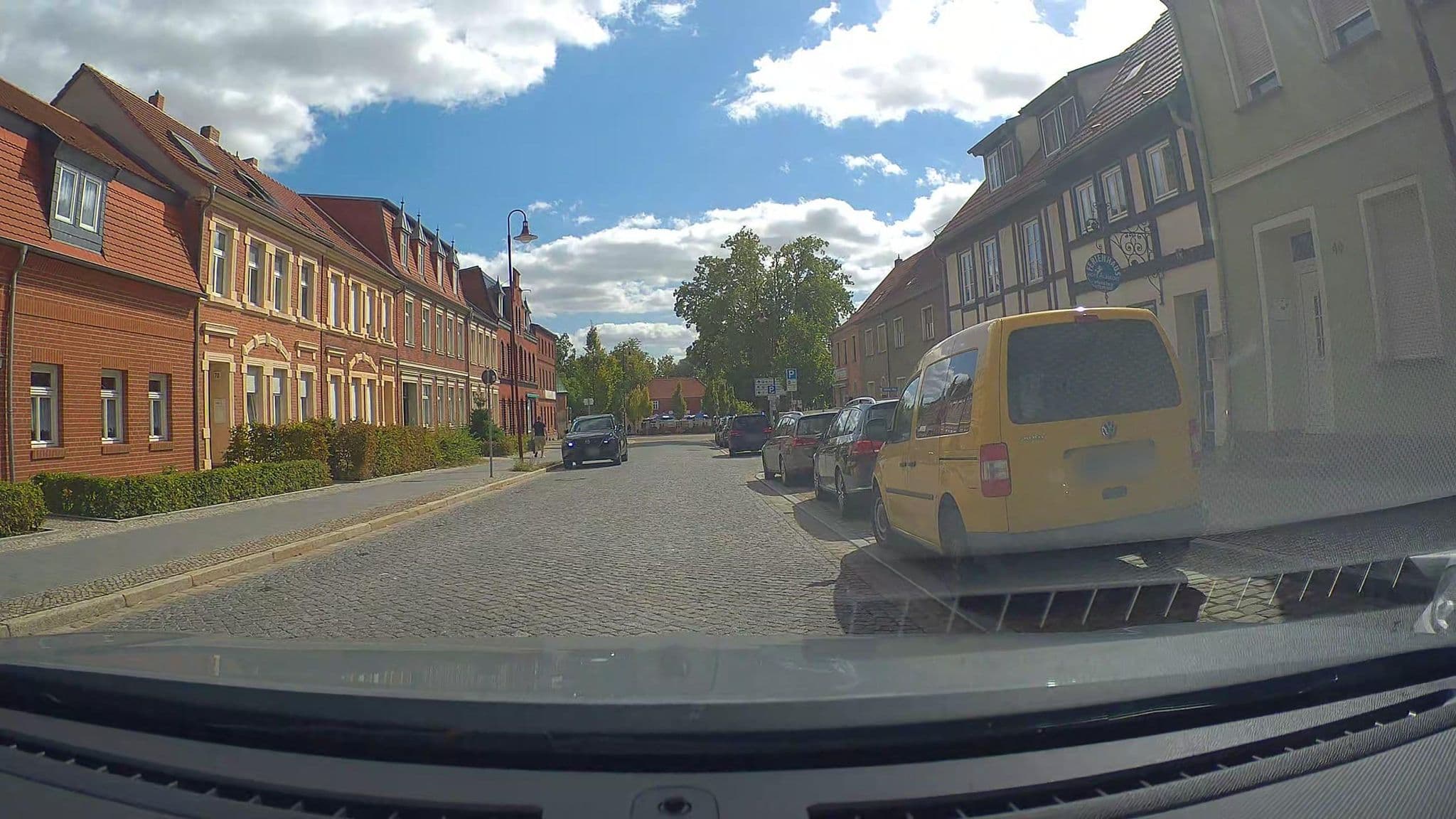 Street view near Ferienhaus Hof Albrecht, Tangermünde — © poxonline (CC BY-SA · Mapillary)