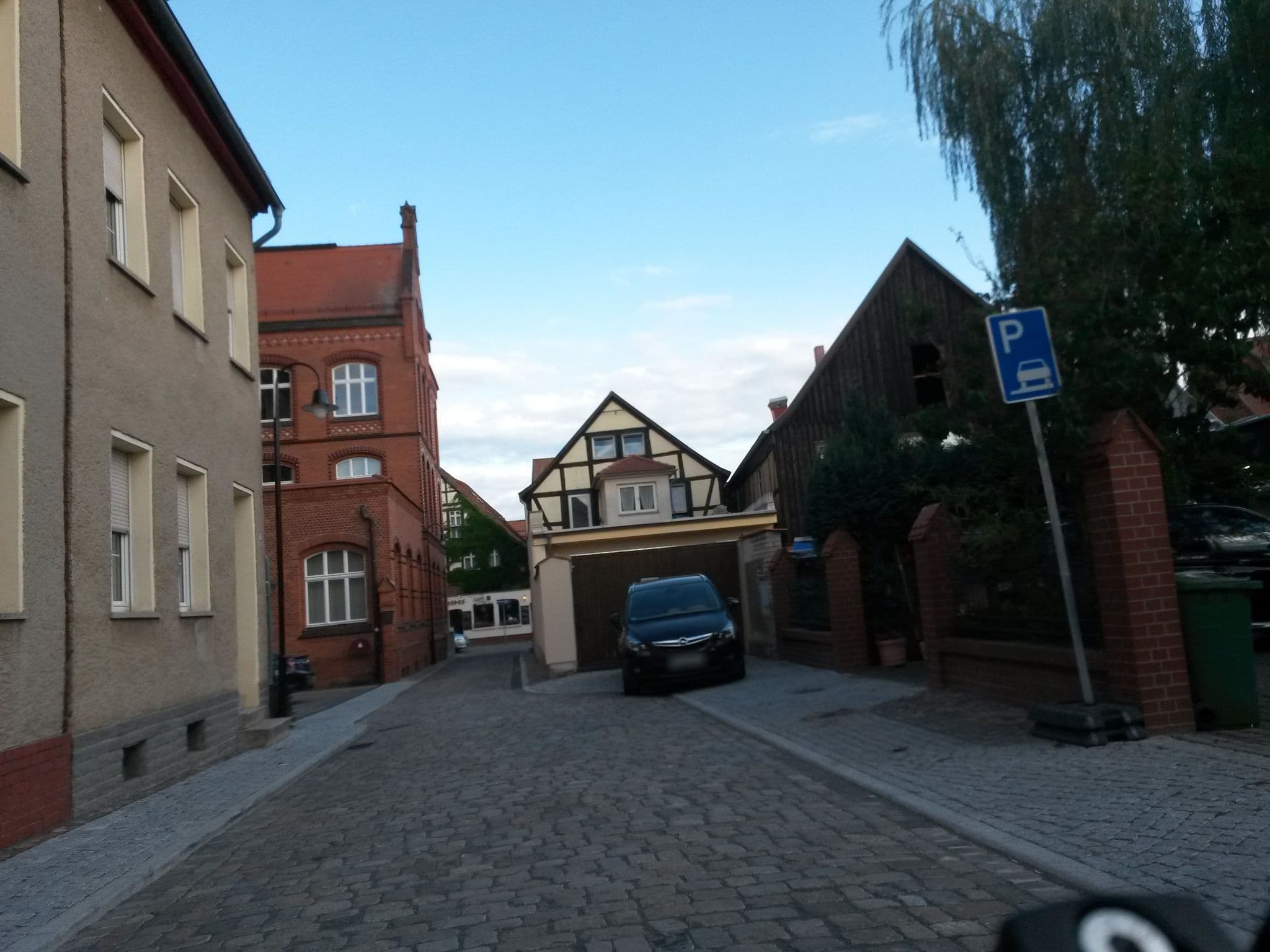 Street view near Hotel am Rathaus Adii, Tangermünde — © rausk (CC BY-SA · Mapillary)