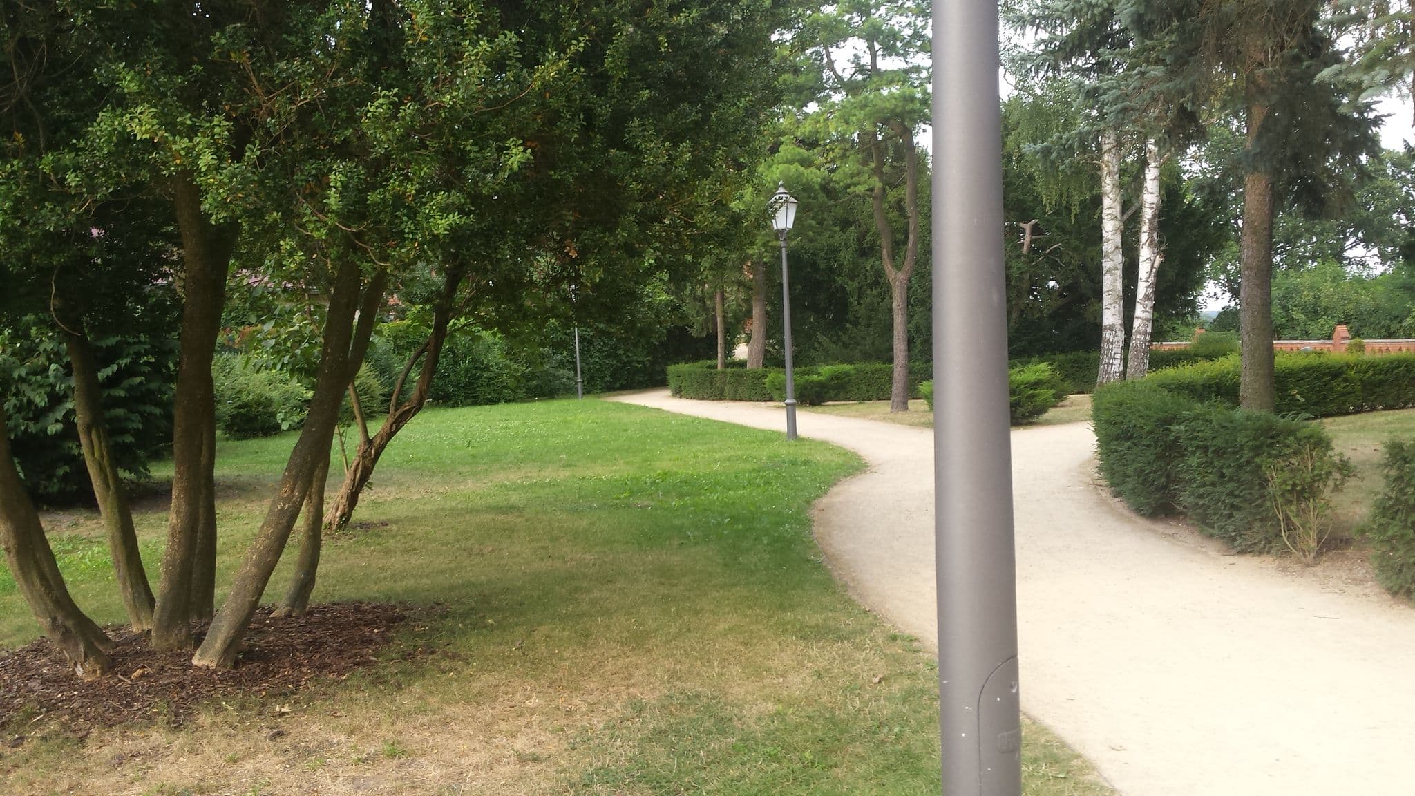 Street view near Ringhotel Schloss Tangermünde, Tangermünde — © yieldmapper (CC BY-SA · Mapillary)