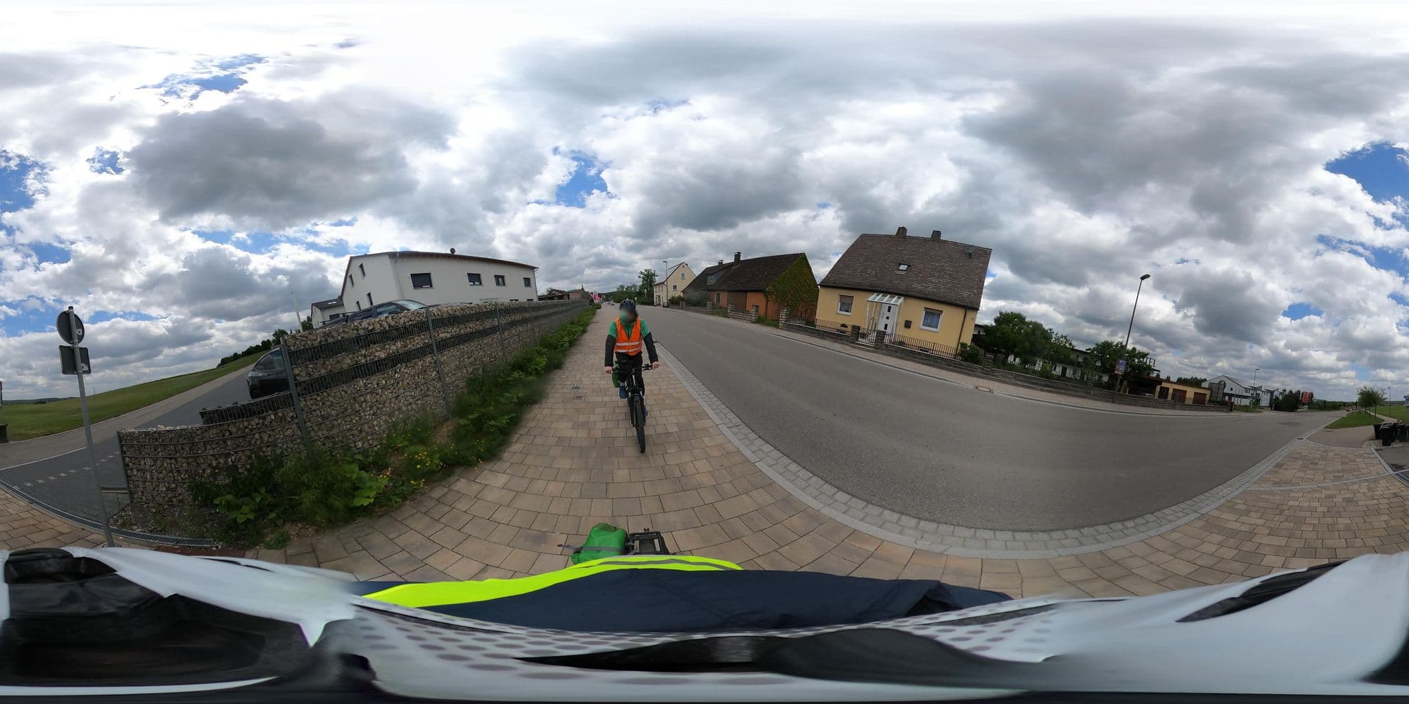 Street view near AU Hotel, Leutershausen — © Mobilitaetswerk (CC BY-SA · Mapillary)