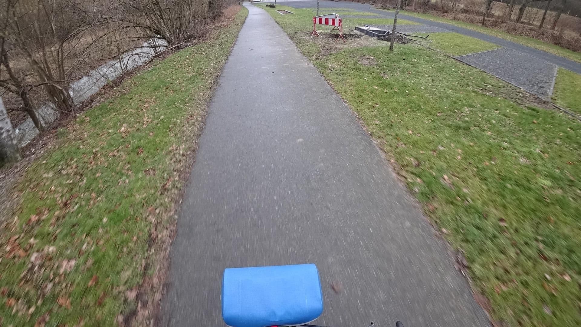 Street view near Reisemobilstellplatz Freibad Gemünden, Gemünden — © PhilippHilgert (CC BY-SA · Mapillary)