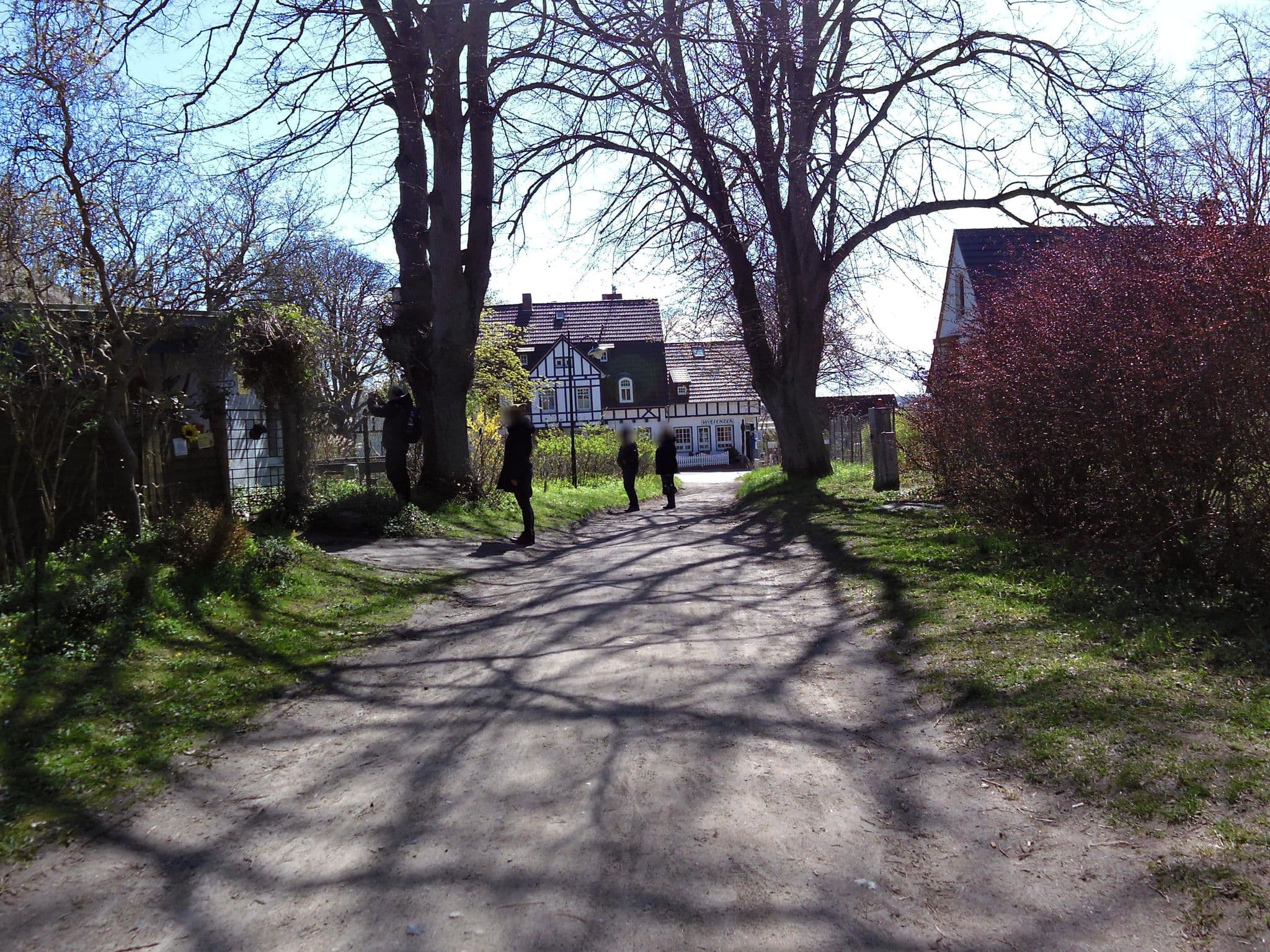 Street view near Haus Capri A, Hiddensee — © zoegglmeyr (CC BY-SA · Mapillary)