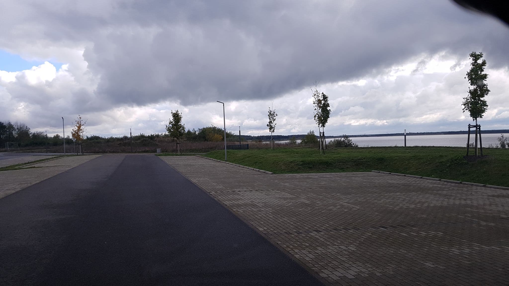 Street view near Parkplatz am Stadthafen Großräschen, Großräschen — © dsmm (CC BY-SA · Mapillary)