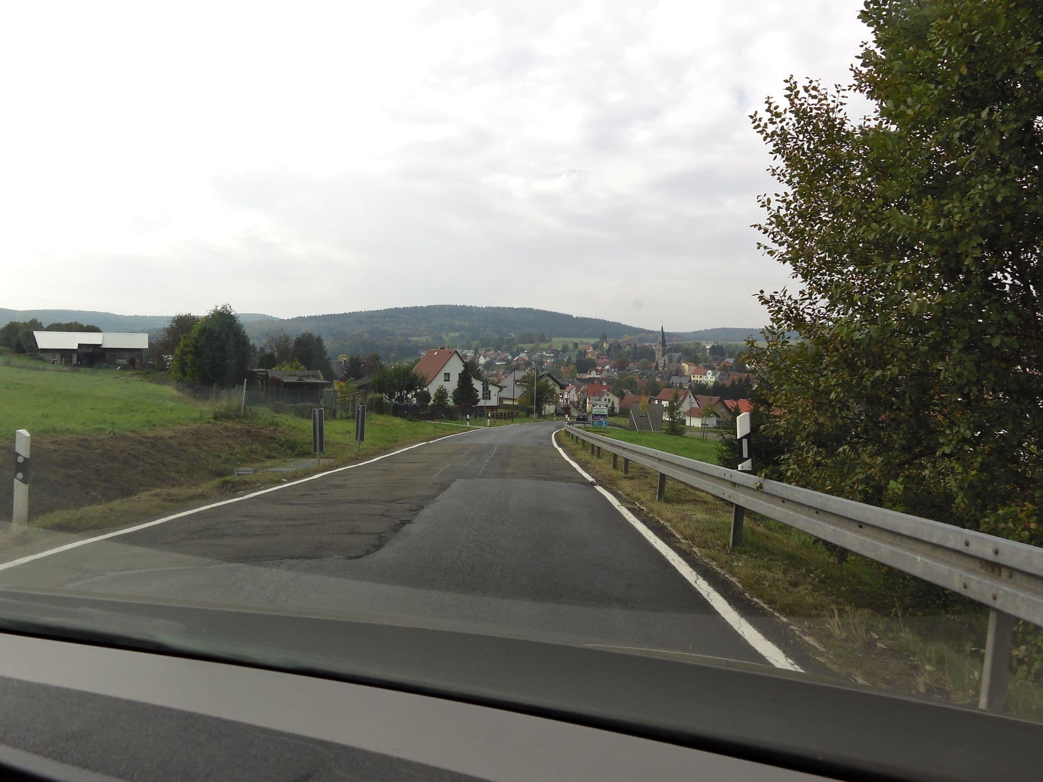 Street view near Wohnmobilstellplatz Inselbergbad Brotterode-Trusetal, Brotterode — © zoegglmeyr (CC BY-SA · Mapillary)