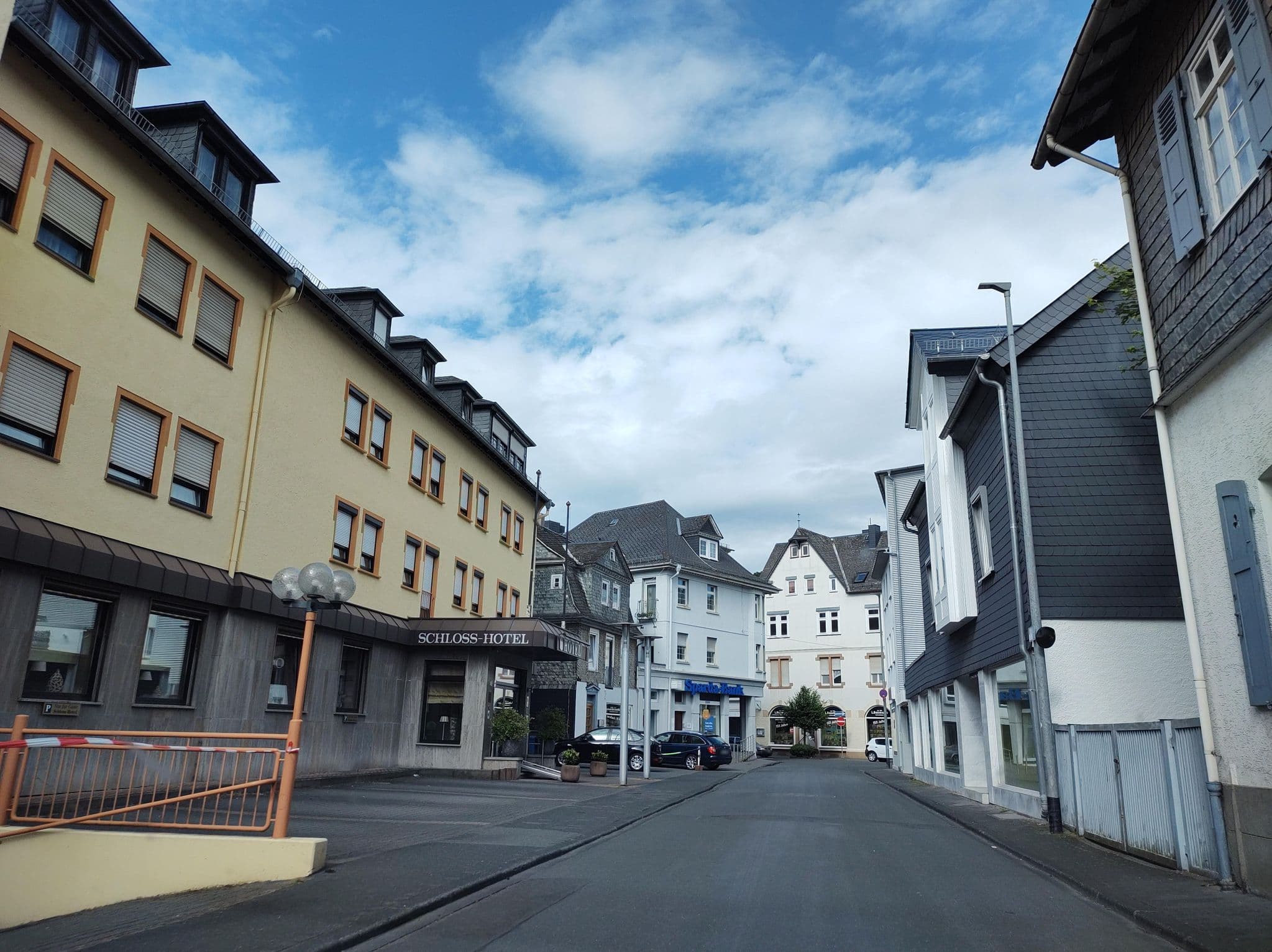 Street view near Schloss Hotel Herborn, Herborn — © thetornado76 (CC BY-SA · Mapillary)