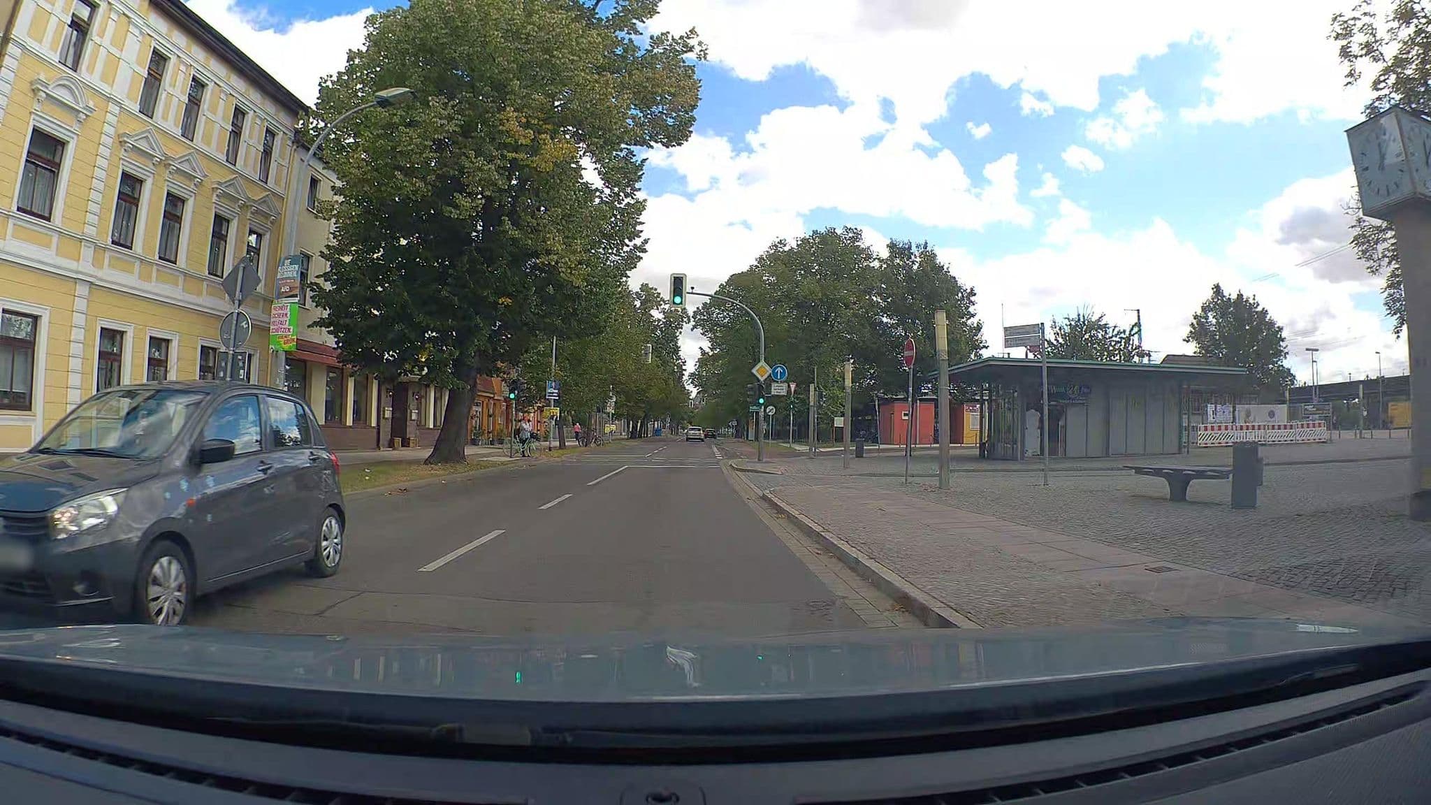 Street view near Hotel Am Bahnhof, Stendal — © poxonline (CC BY-SA · Mapillary)