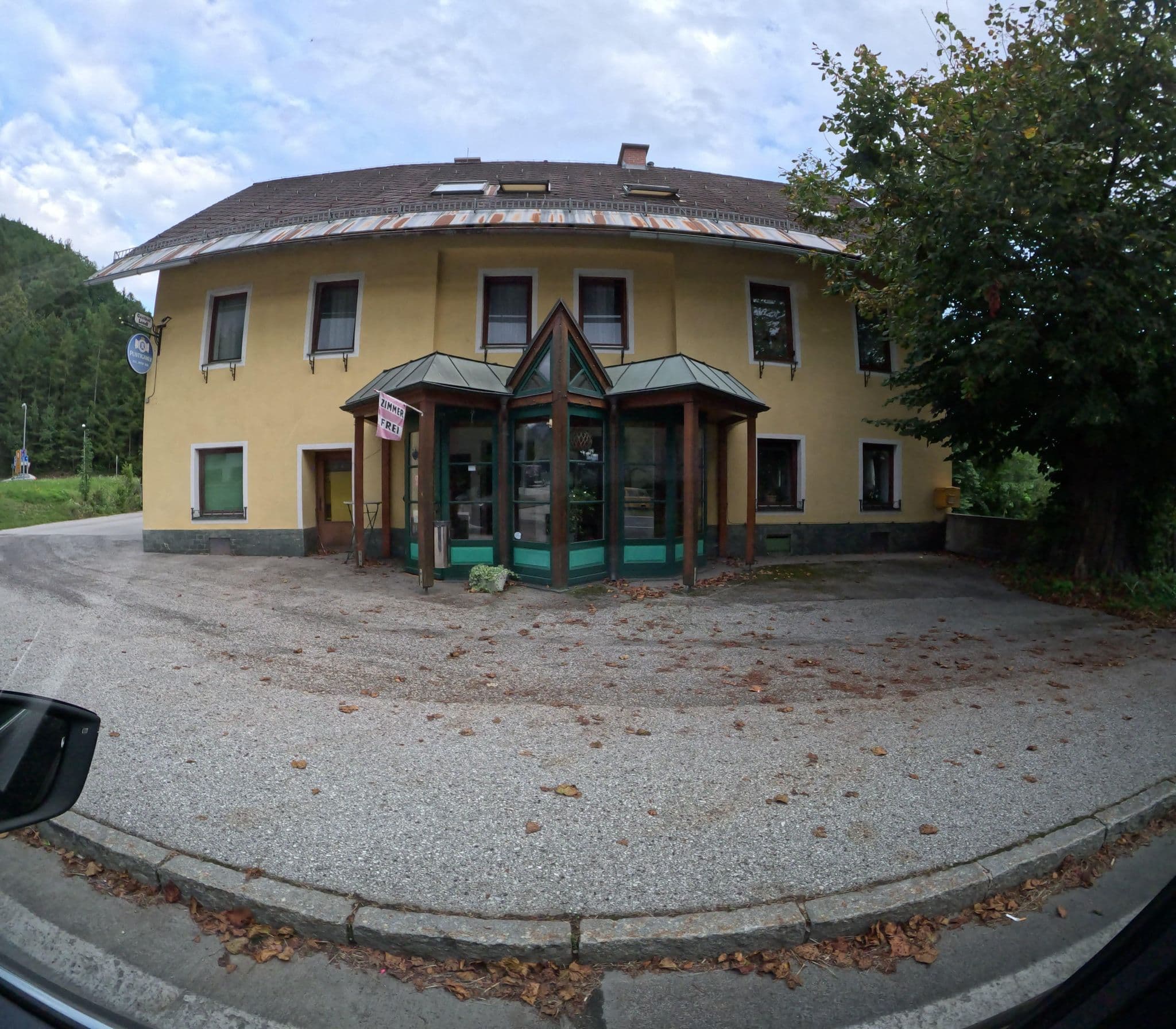 Street view near Lendl, Hönigsberg — © erias (CC BY-SA · Mapillary)