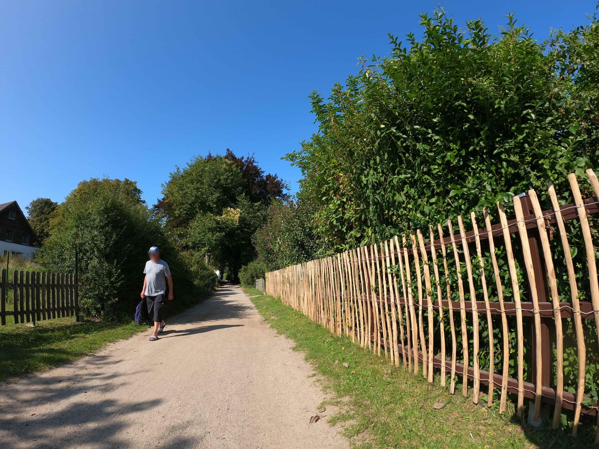 Street view near Ferienhaus Weide, Hiddensee — © strubbl (CC BY-SA · Mapillary)