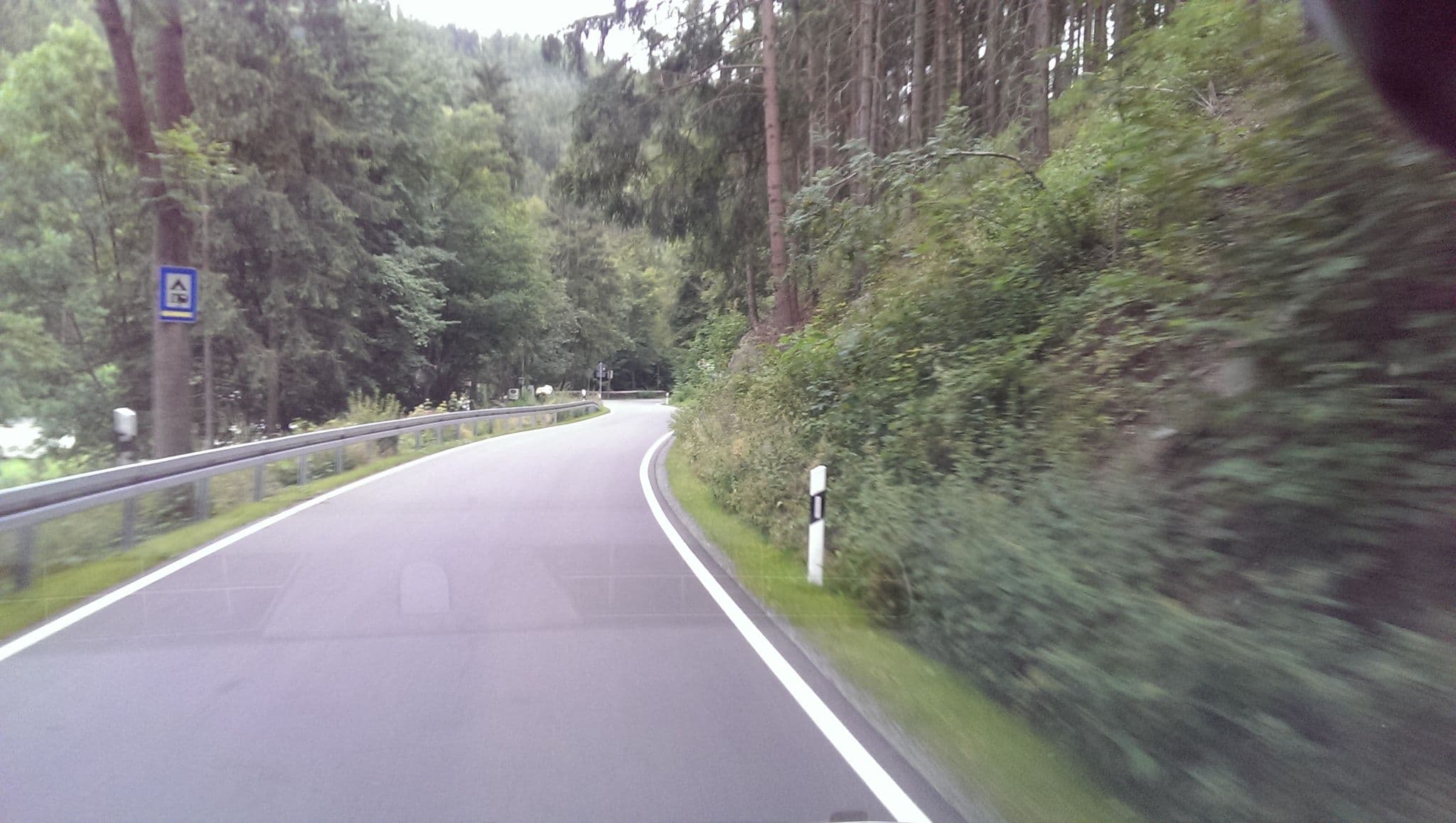 Street view near Naturcamping Plothental, Ranis — © bufonto (CC BY-SA · Mapillary)