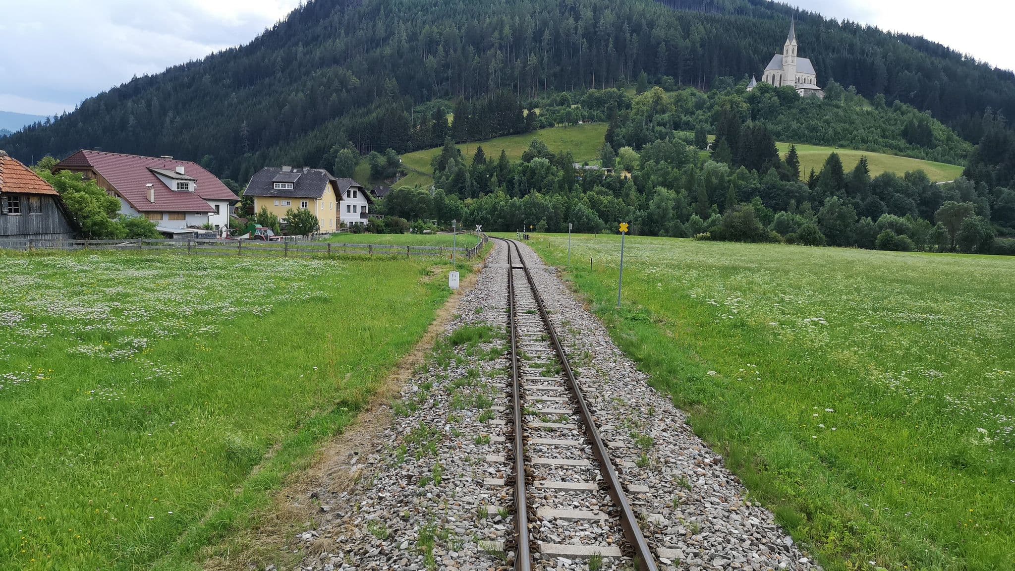 Street view near Hanni's Gästehaus, Tamsweg — © aceini (CC BY-SA · Mapillary)