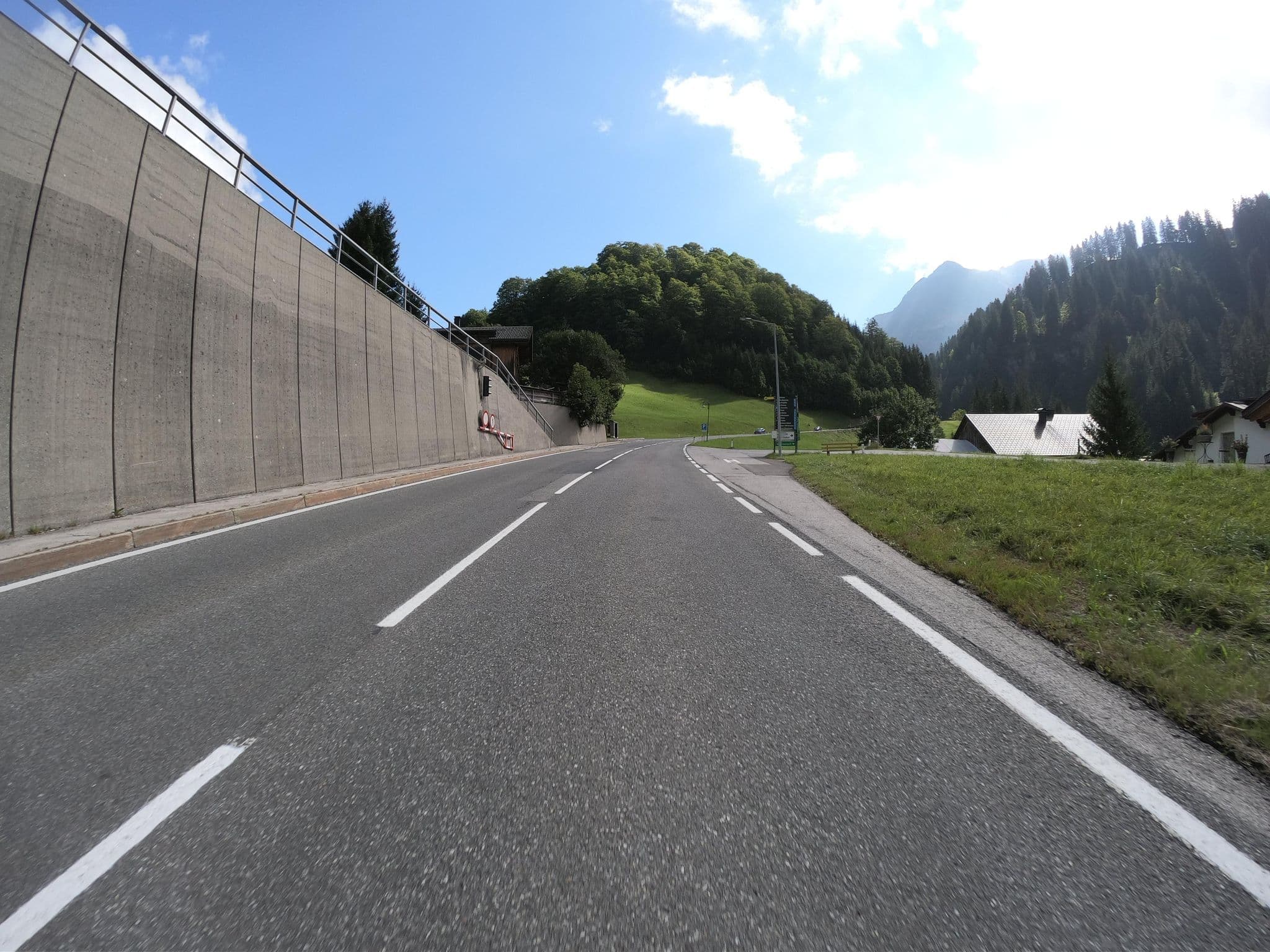 Street view near Alpina Appartments, Lech