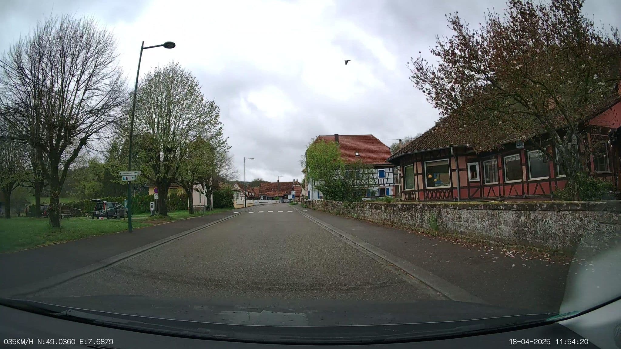 Street view near Anthon, Fischbach — © heetENkoel (CC BY-SA · Mapillary)