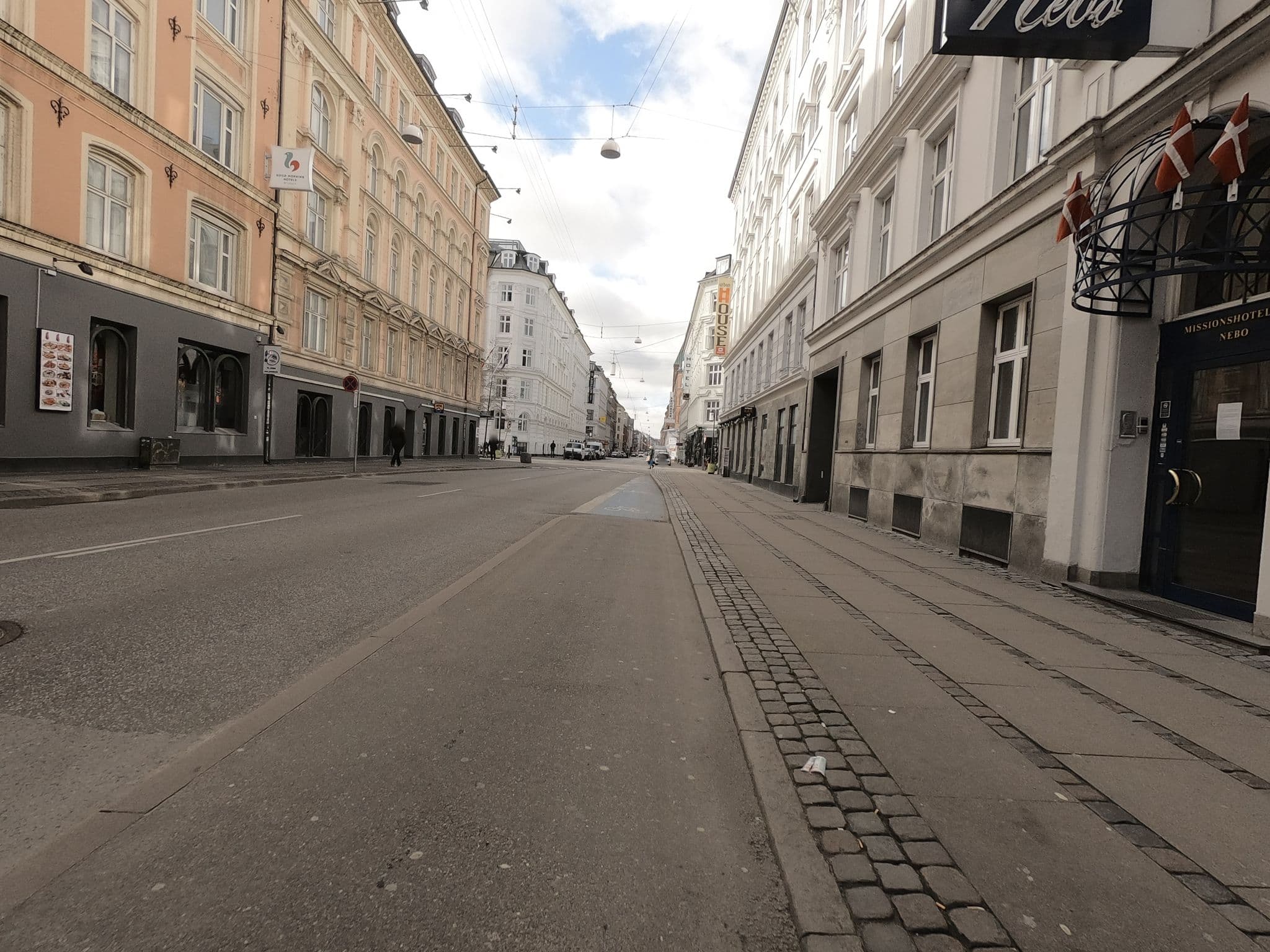 Street view near City Hotel Nebo, Copenhagen — © neogeografen (CC BY-SA · Mapillary)
