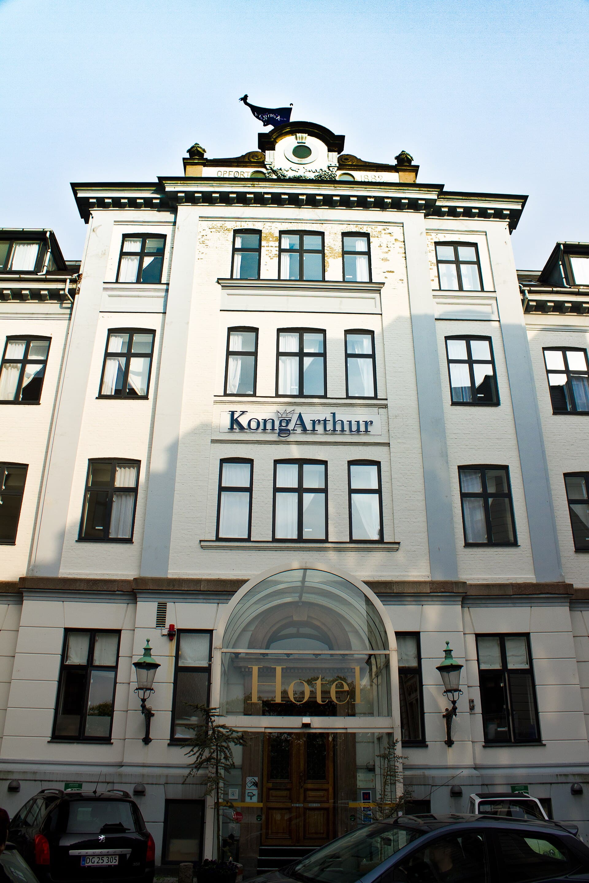 Kong Arthur (via Wikimedia Commons, CC BY-SA 2.0)