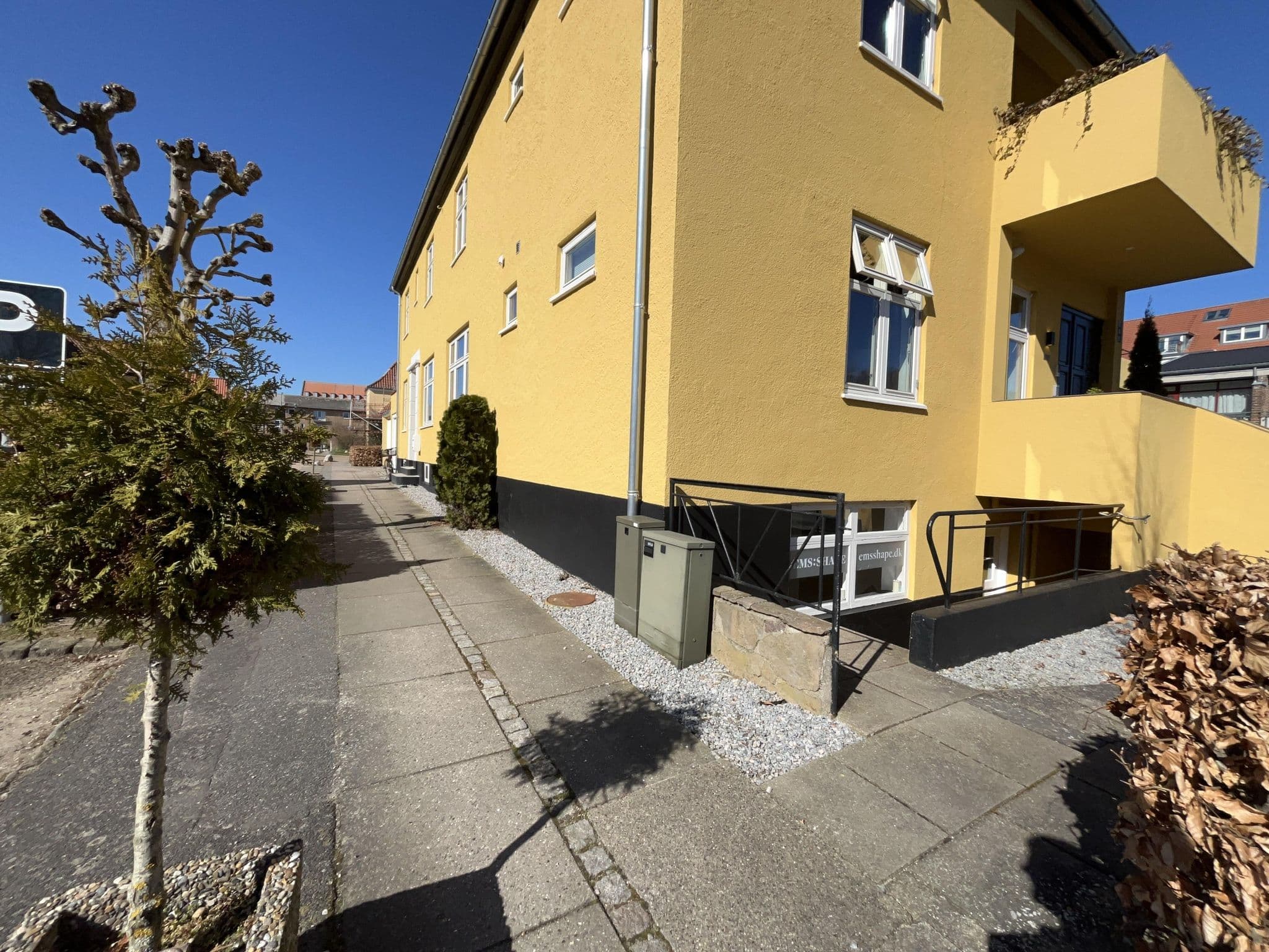 Street view near Villa A Hotel, Odense — © railorama (CC BY-SA · Mapillary)