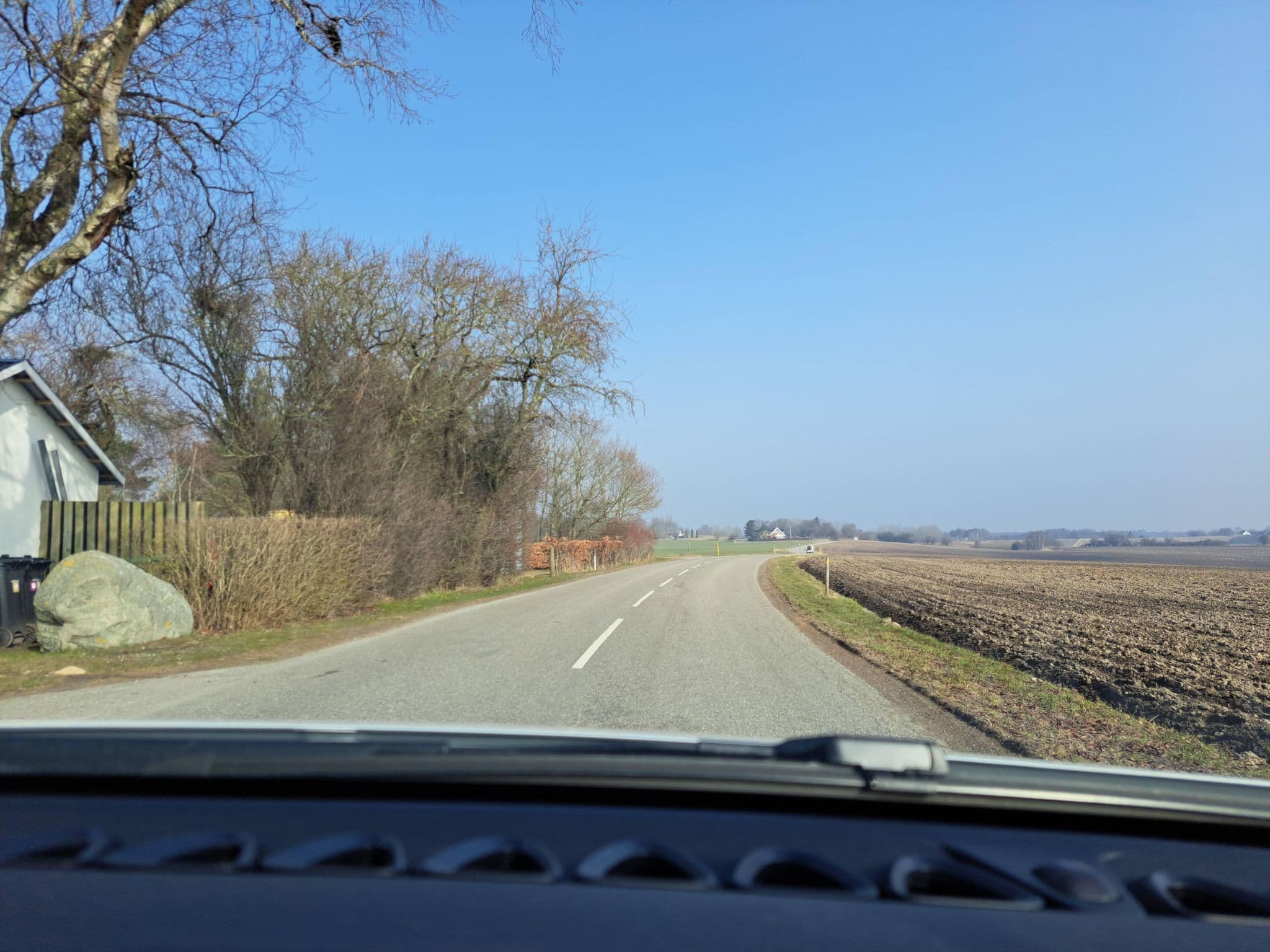 Street view near Bed and Breakfast Nordensbjerg, Ølsted — © omeoz (CC BY-SA · Mapillary)