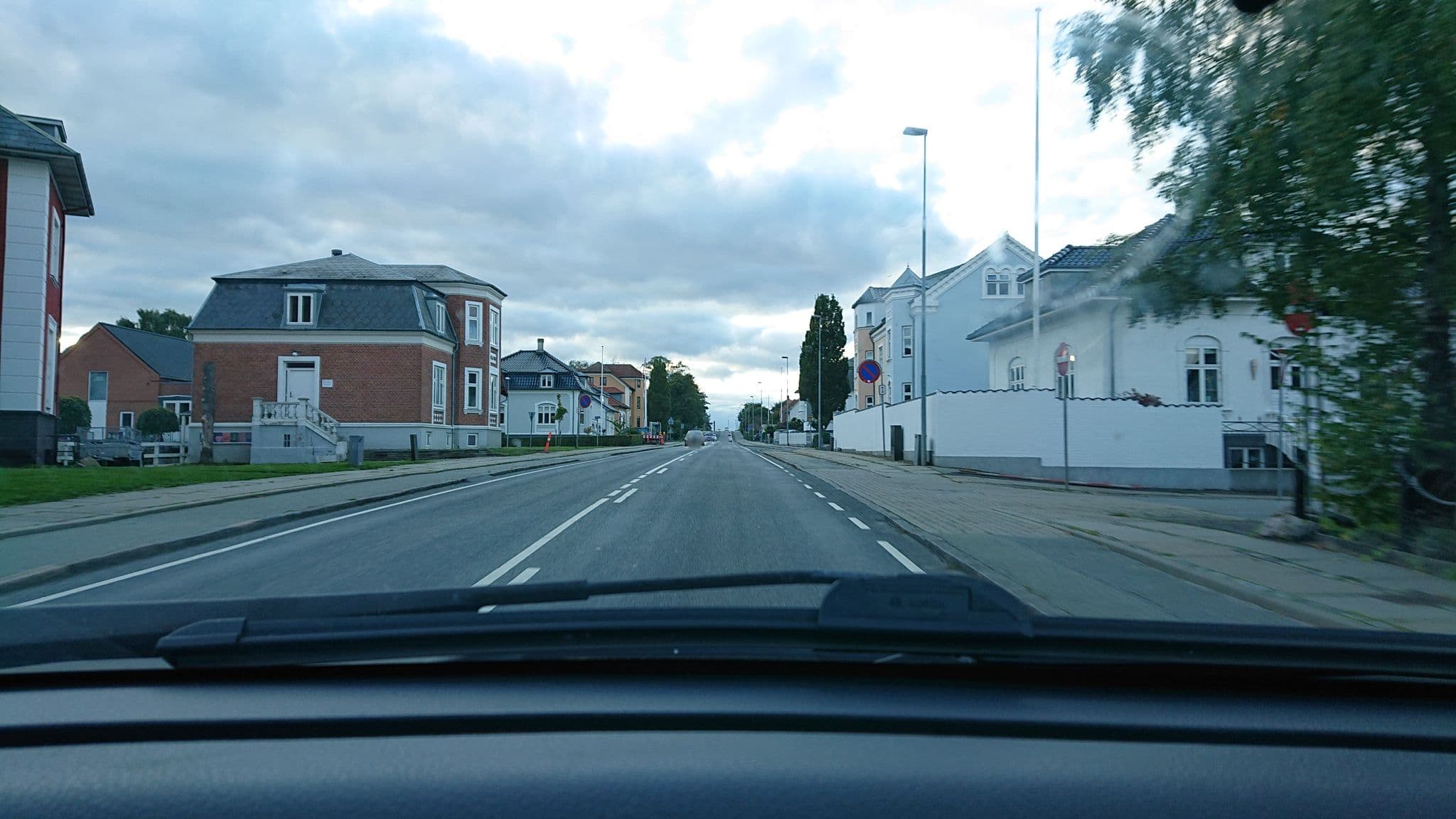 Street view near Bakkehuset, Nyborg — © hylle (CC BY-SA · Mapillary)