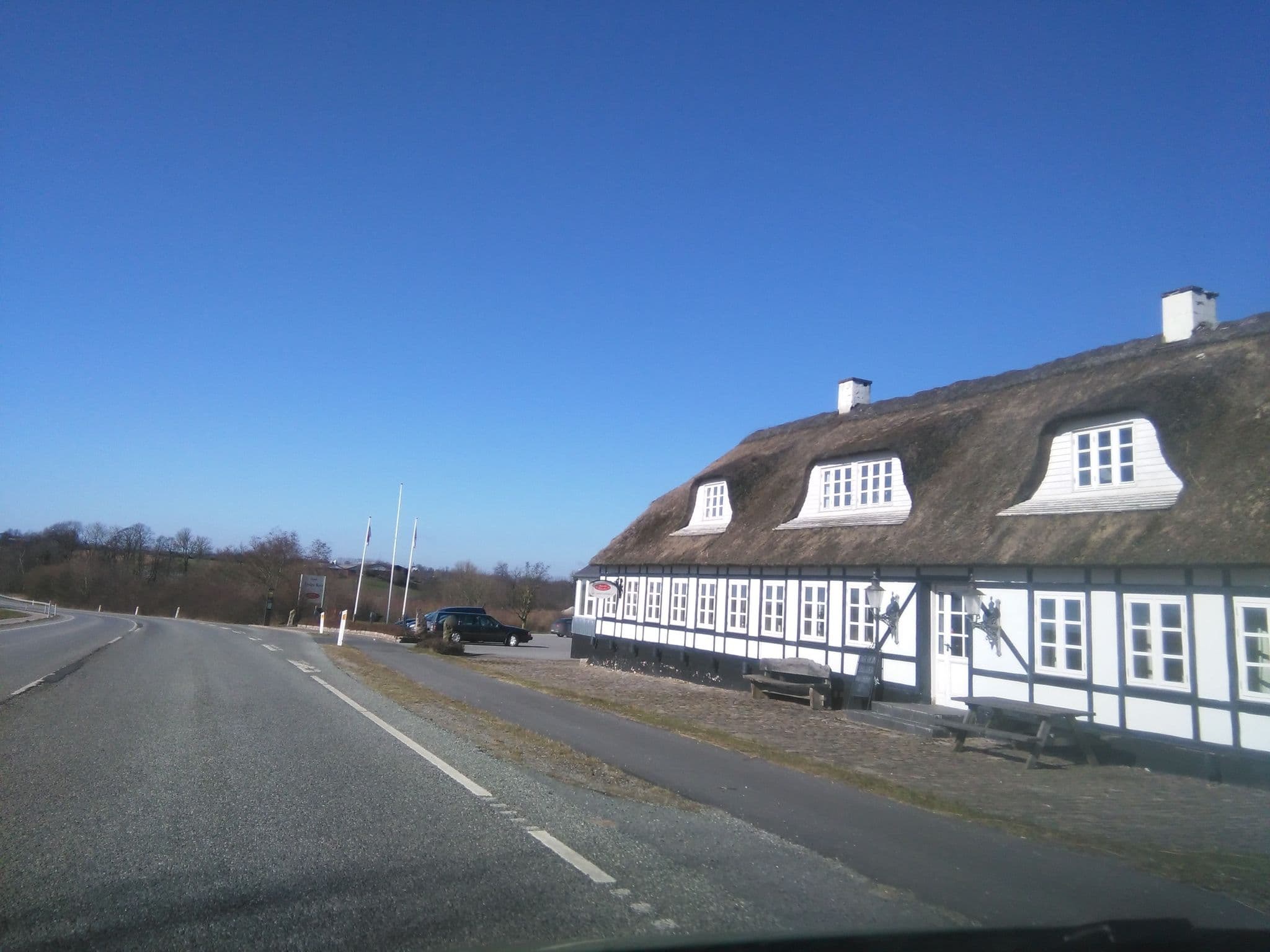 Street view near Hotel Årslev Kro, Framlev — © nico (CC BY-SA · Mapillary)