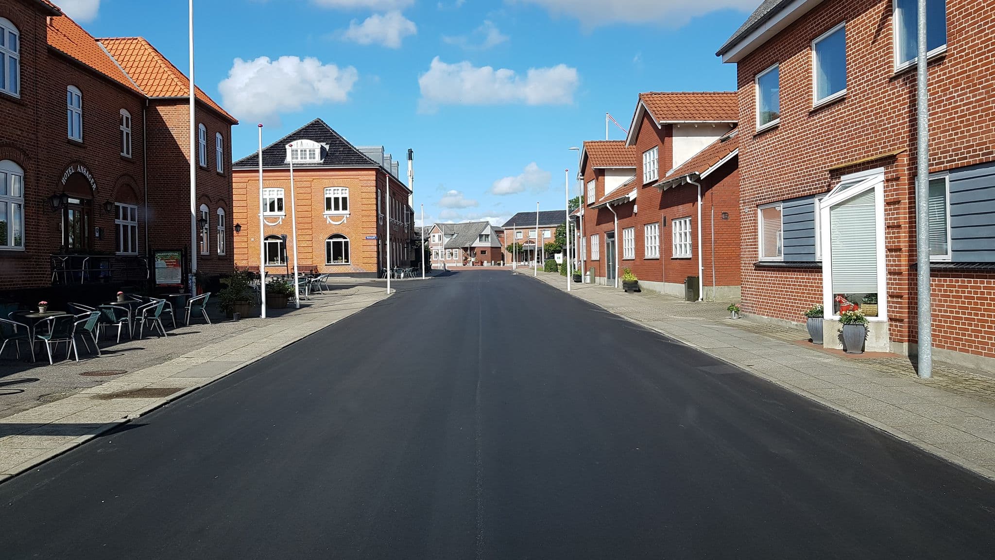 Street view near Ansager Hotel og Hytteby, Tistrup — © hjart (CC BY-SA · Mapillary)