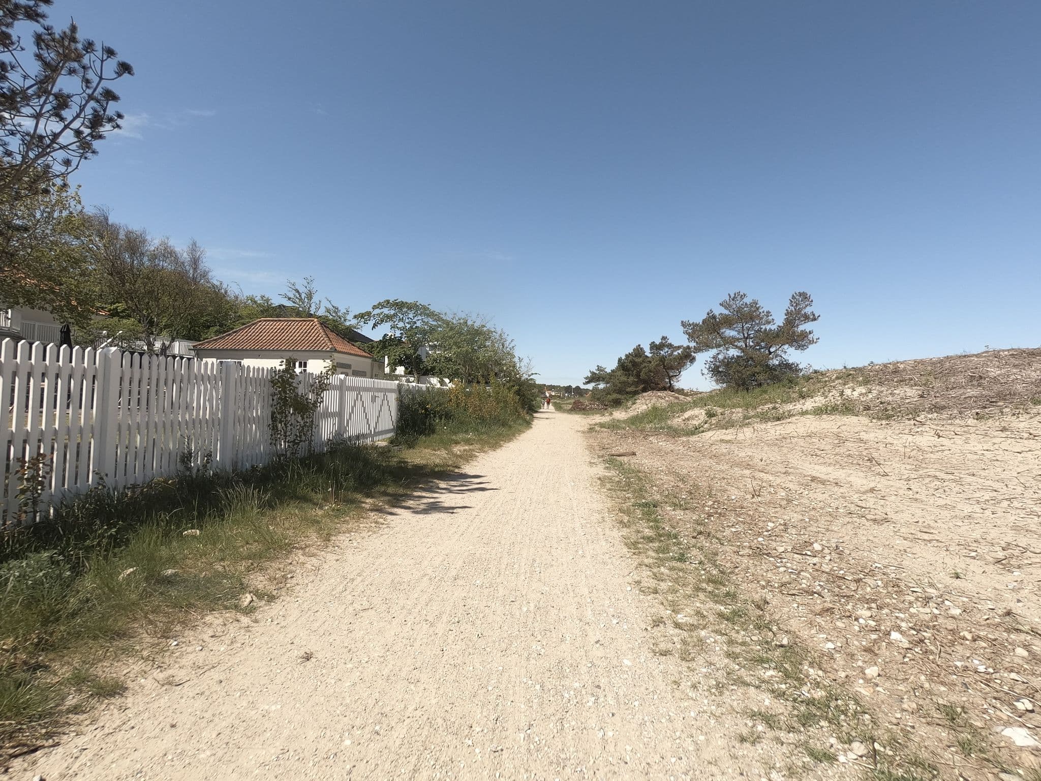 Street view near Hotel Villa Strand, Hornbæk — © neogeografen (CC BY-SA · Mapillary)